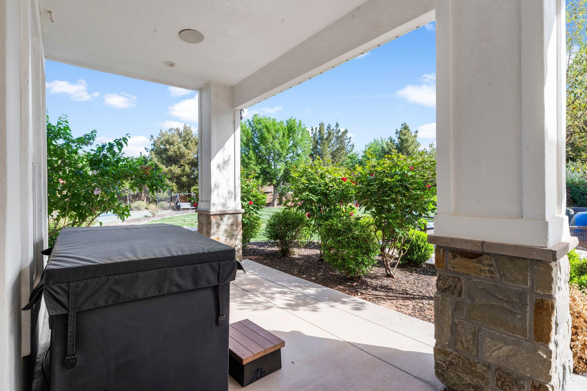 OLD FARM ESTATES - Residential