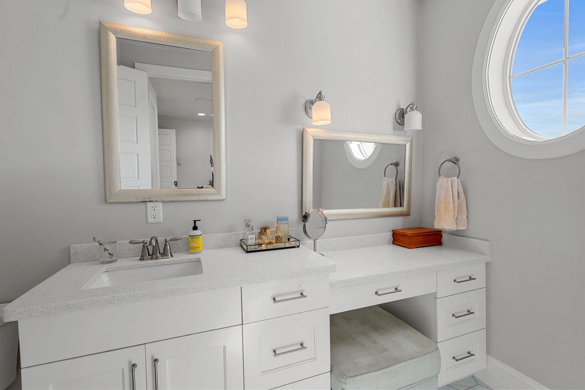 OLD FARM ESTATES - Residential