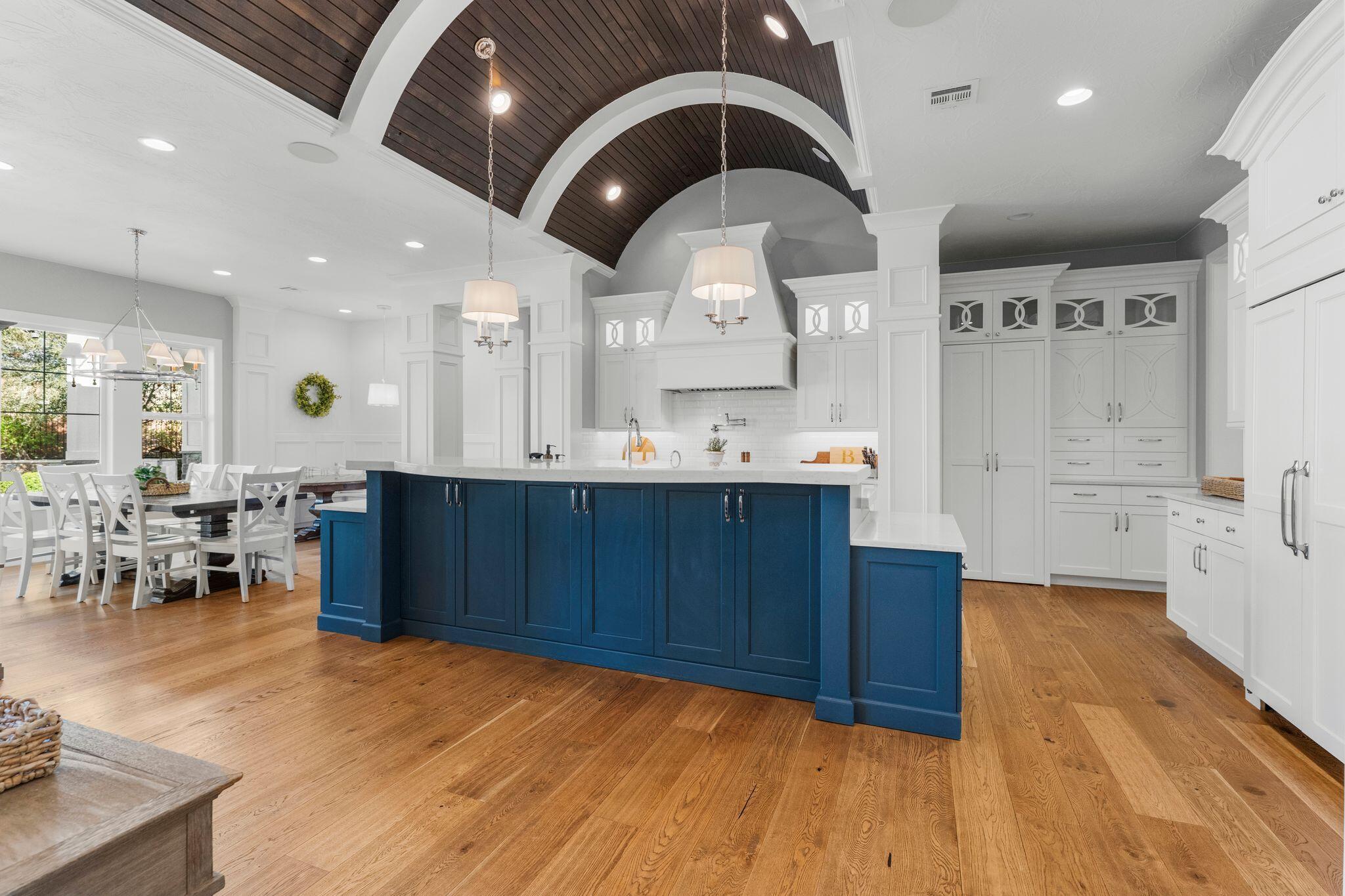 OLD FARM ESTATES - Residential