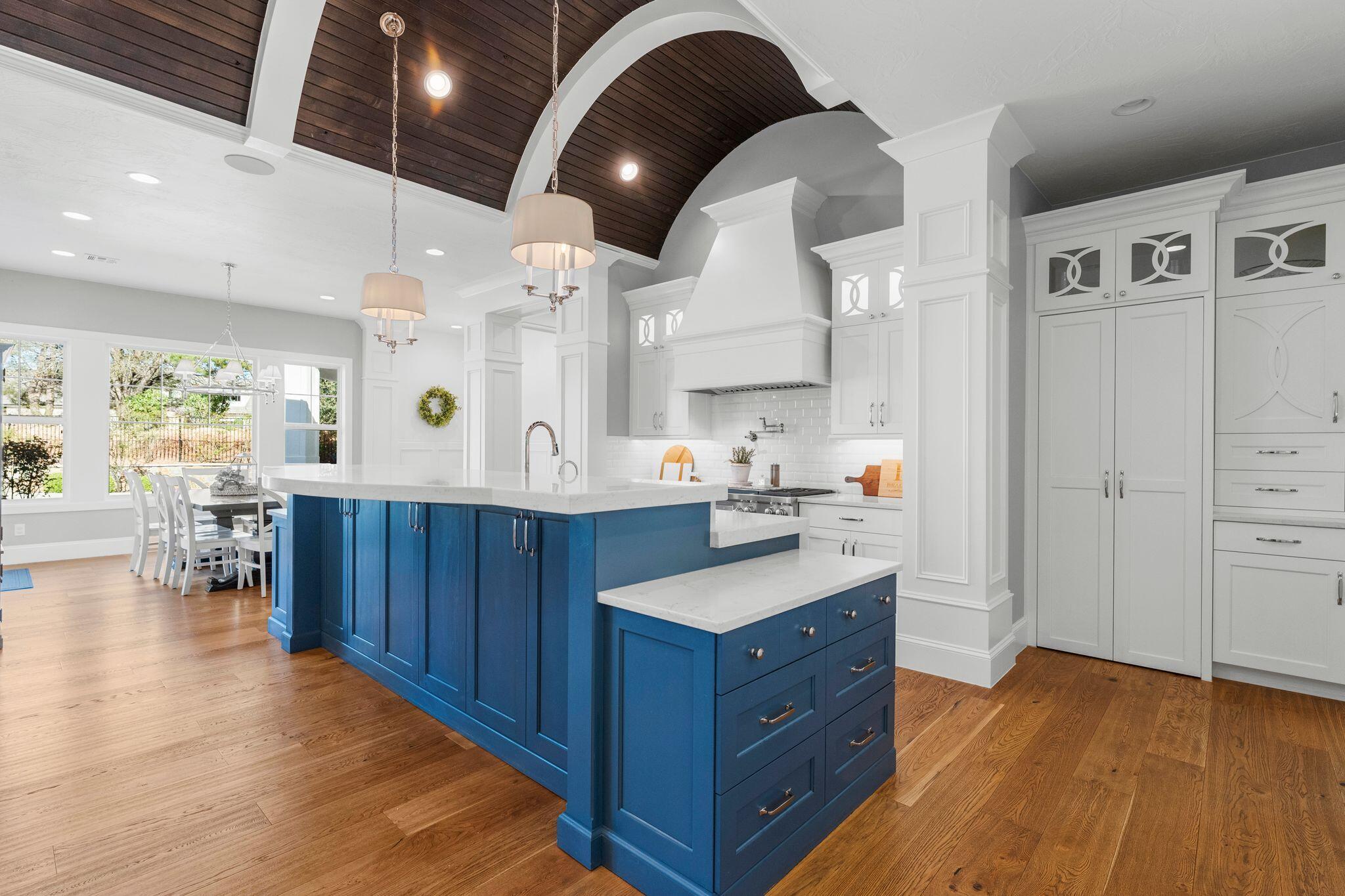 OLD FARM ESTATES - Residential