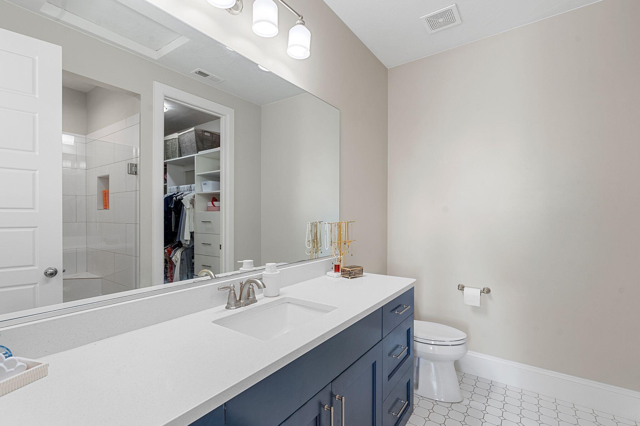 OLD FARM ESTATES - Residential