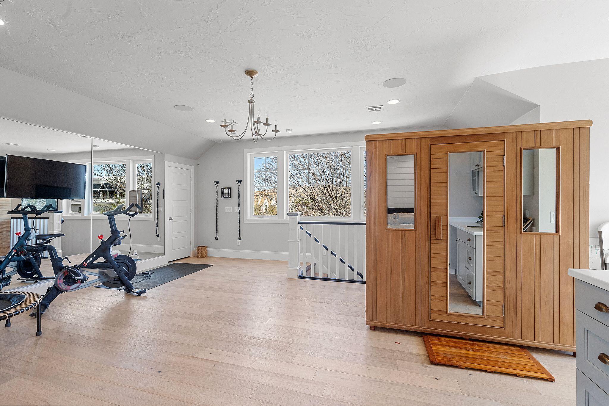 OLD FARM ESTATES - Residential