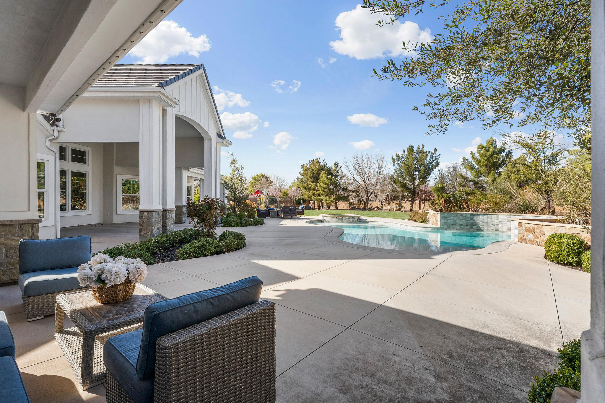 OLD FARM ESTATES - Residential