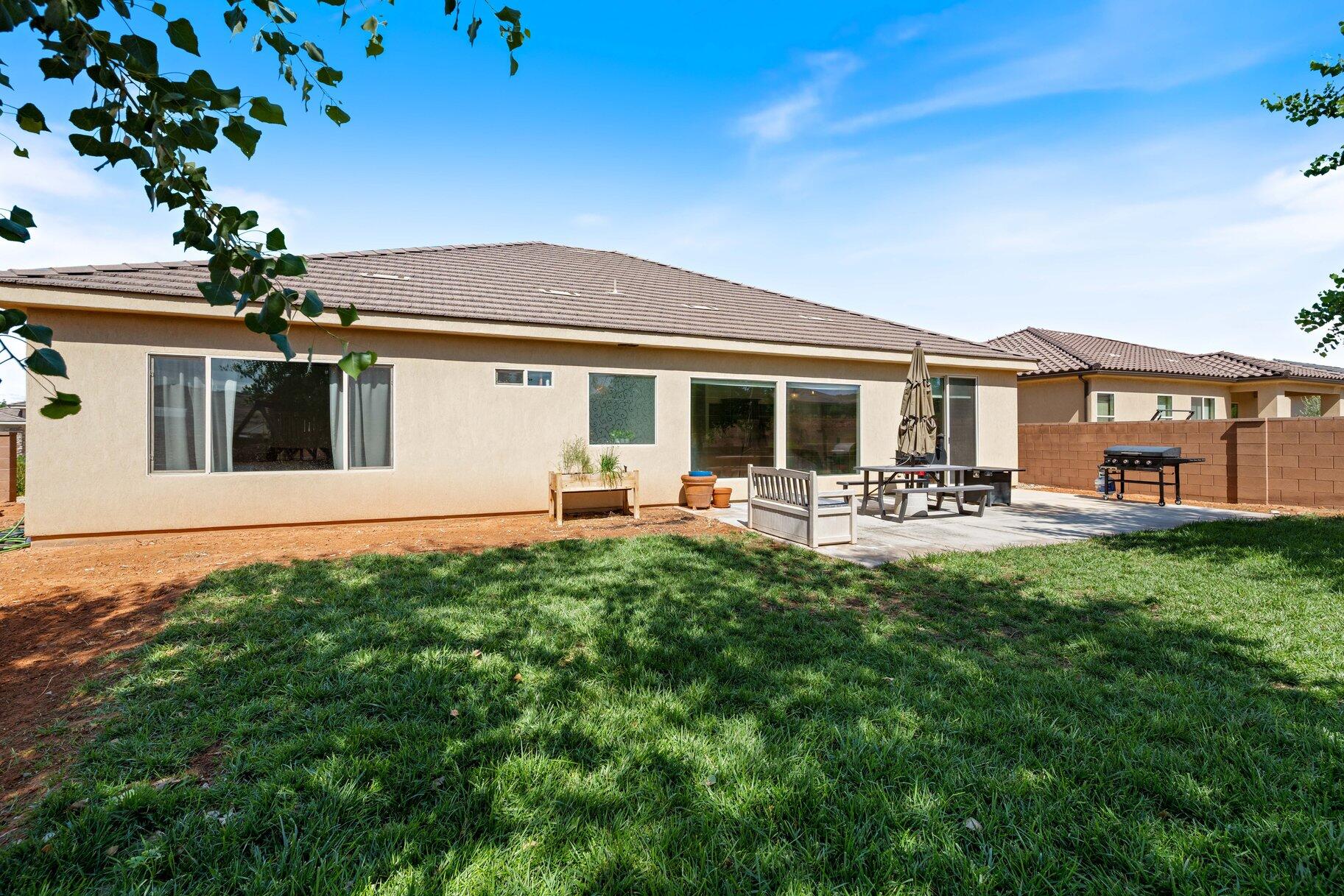 ARROYO AT SIENNA HILLS - Residential