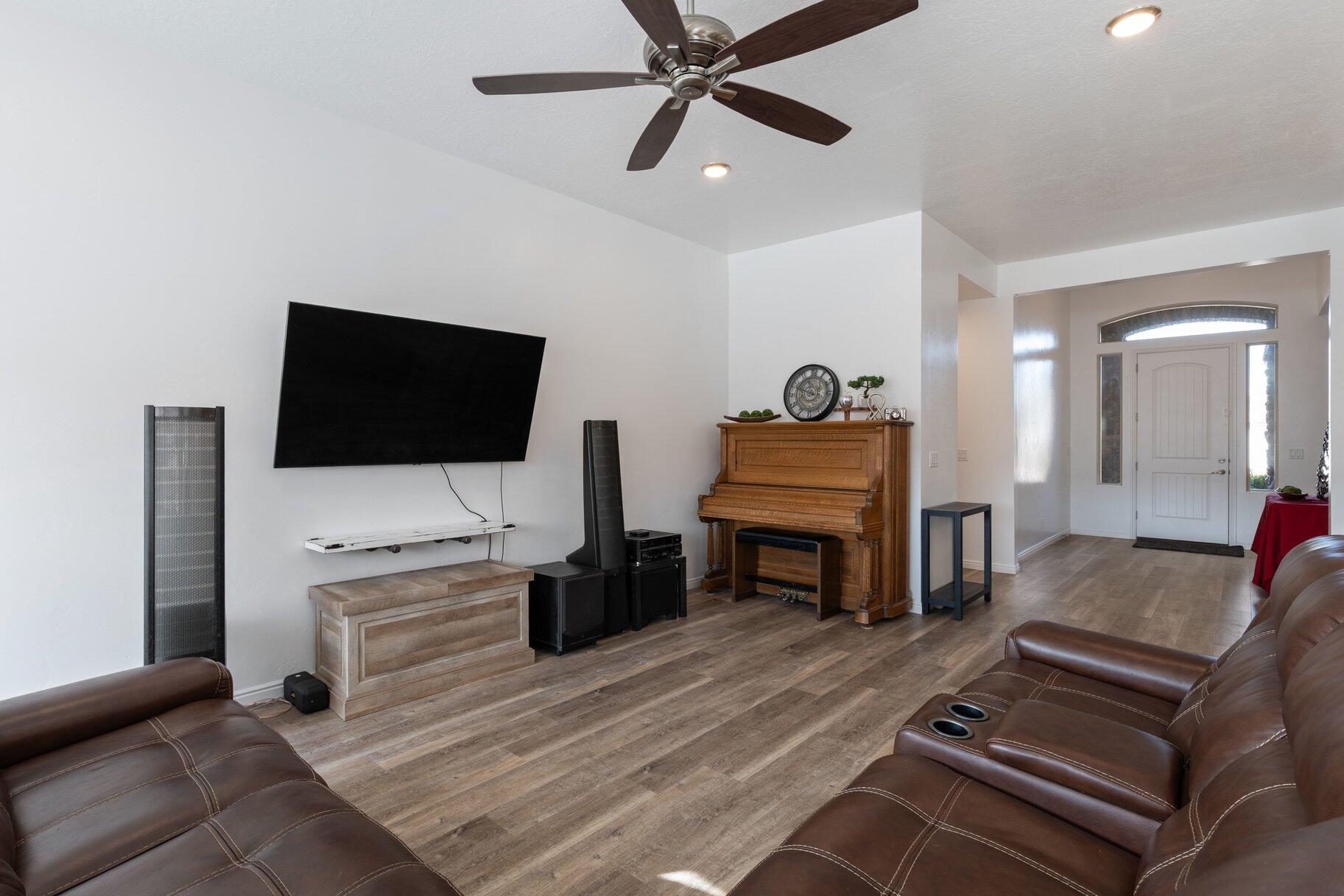 ARROYO AT SIENNA HILLS - Residential