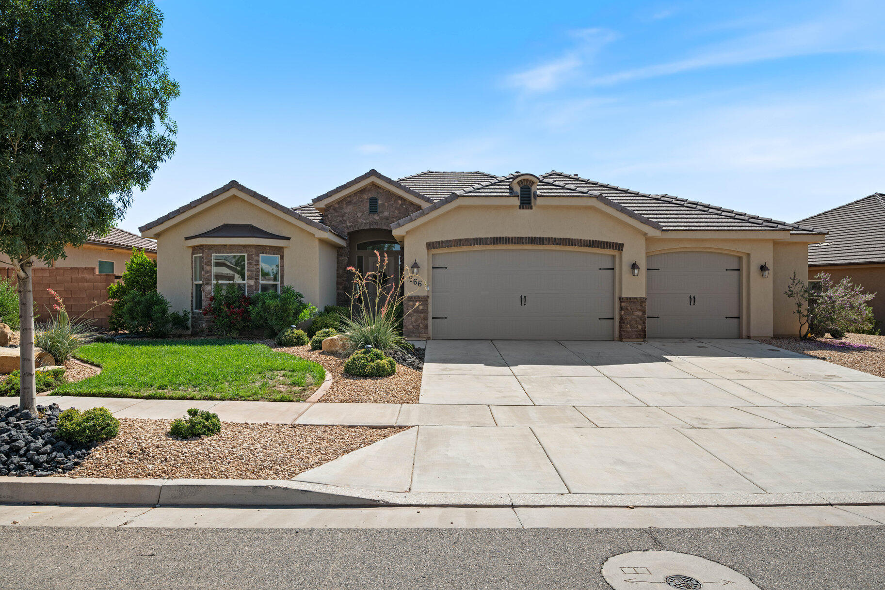 ARROYO AT SIENNA HILLS - Residential