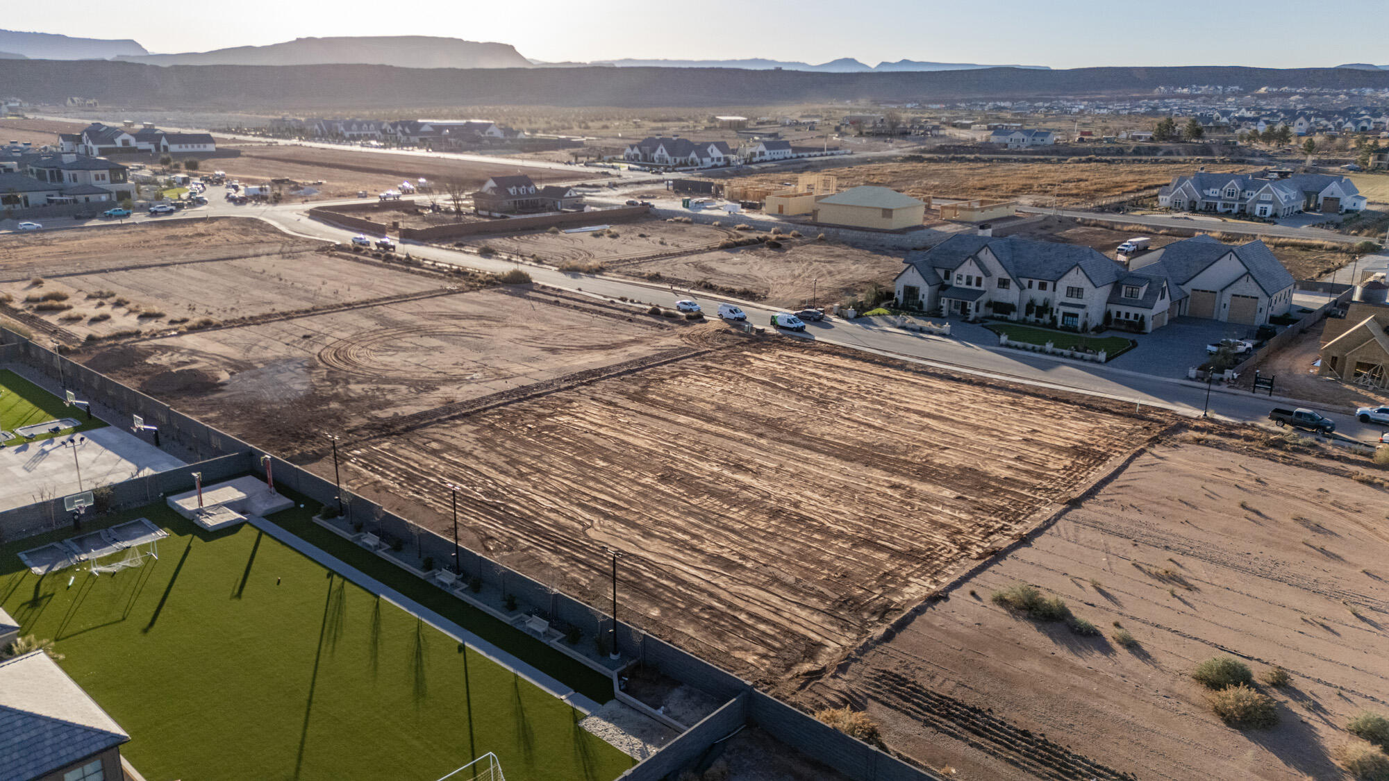 CRIMSON RANCH ESTATES - Land