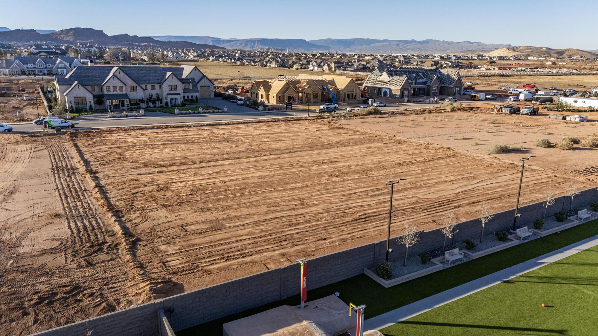 CRIMSON RANCH ESTATES - Land