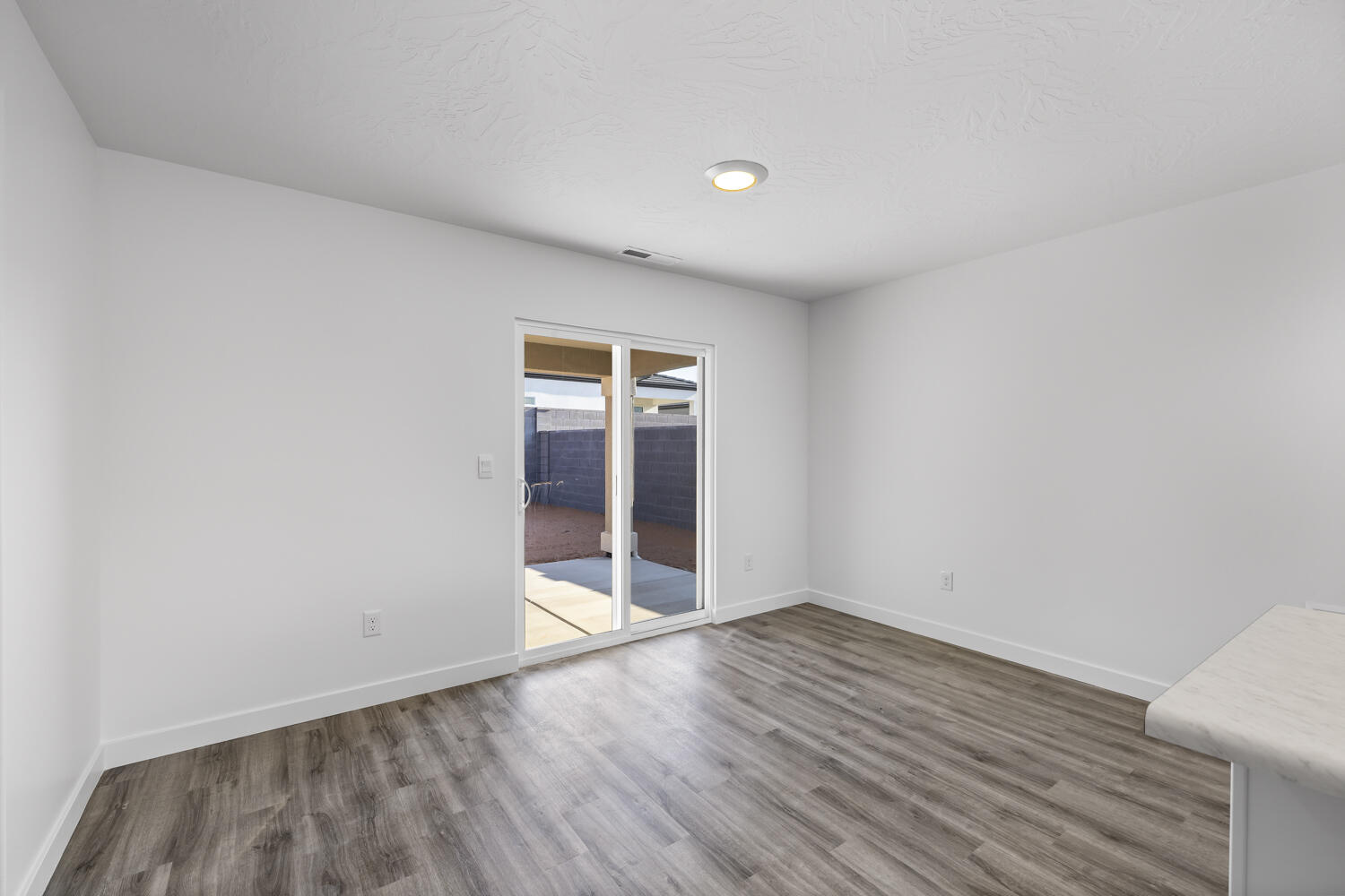 STANDING ROCK WEST AT LONG VALLEY - Residential