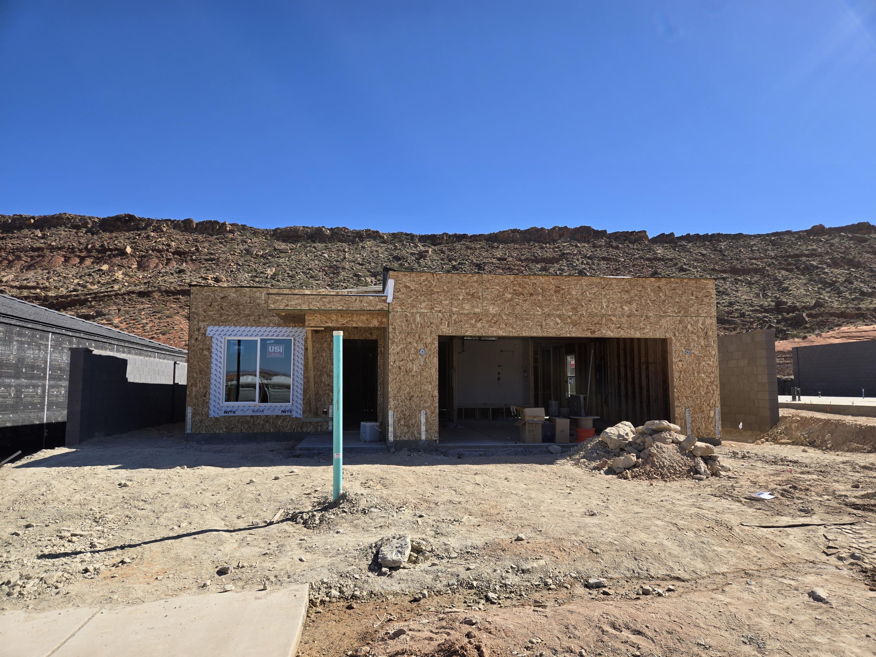 STANDING ROCK WEST AT LONG VALLEY - Residential