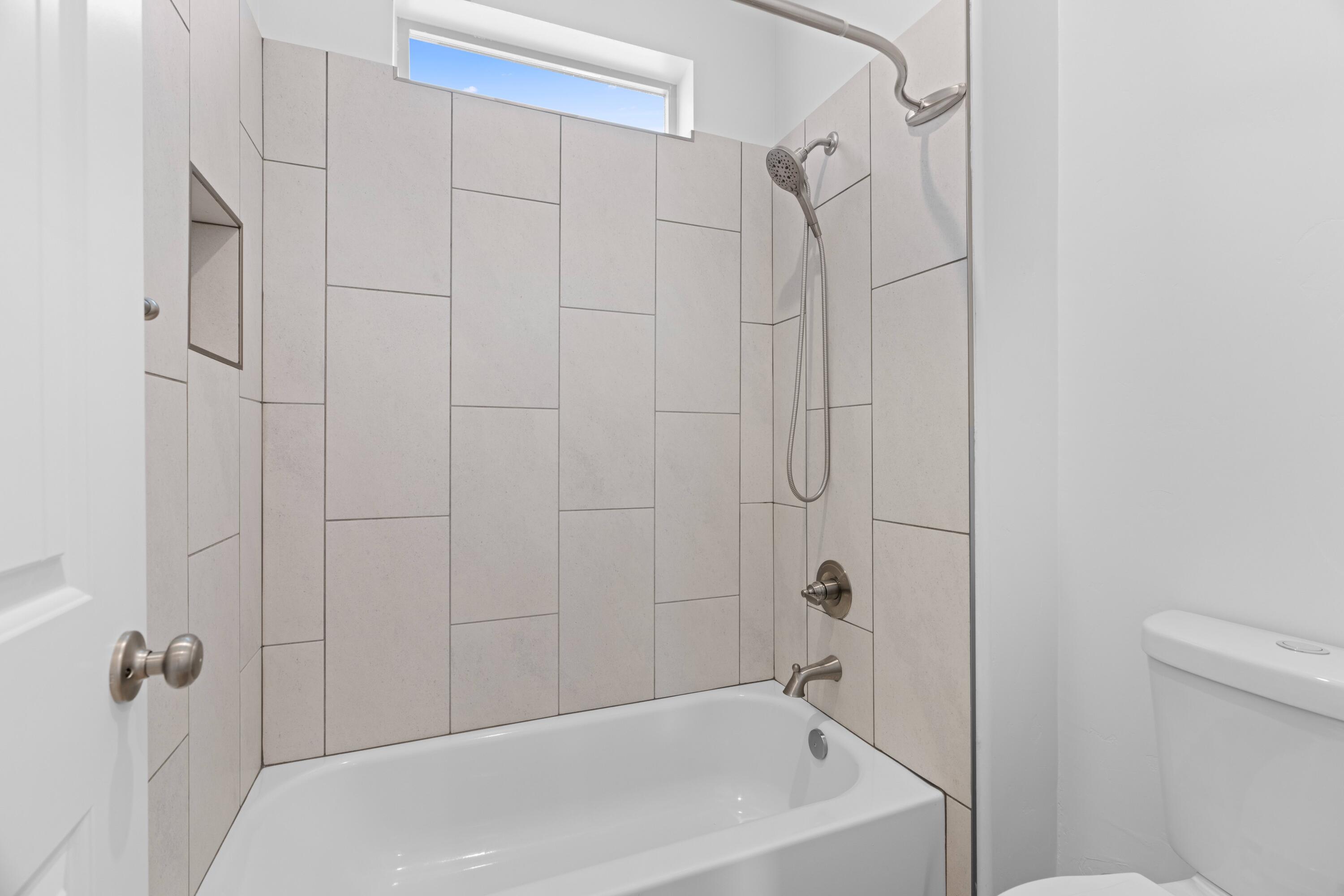 AUBURN HILLS - Residential