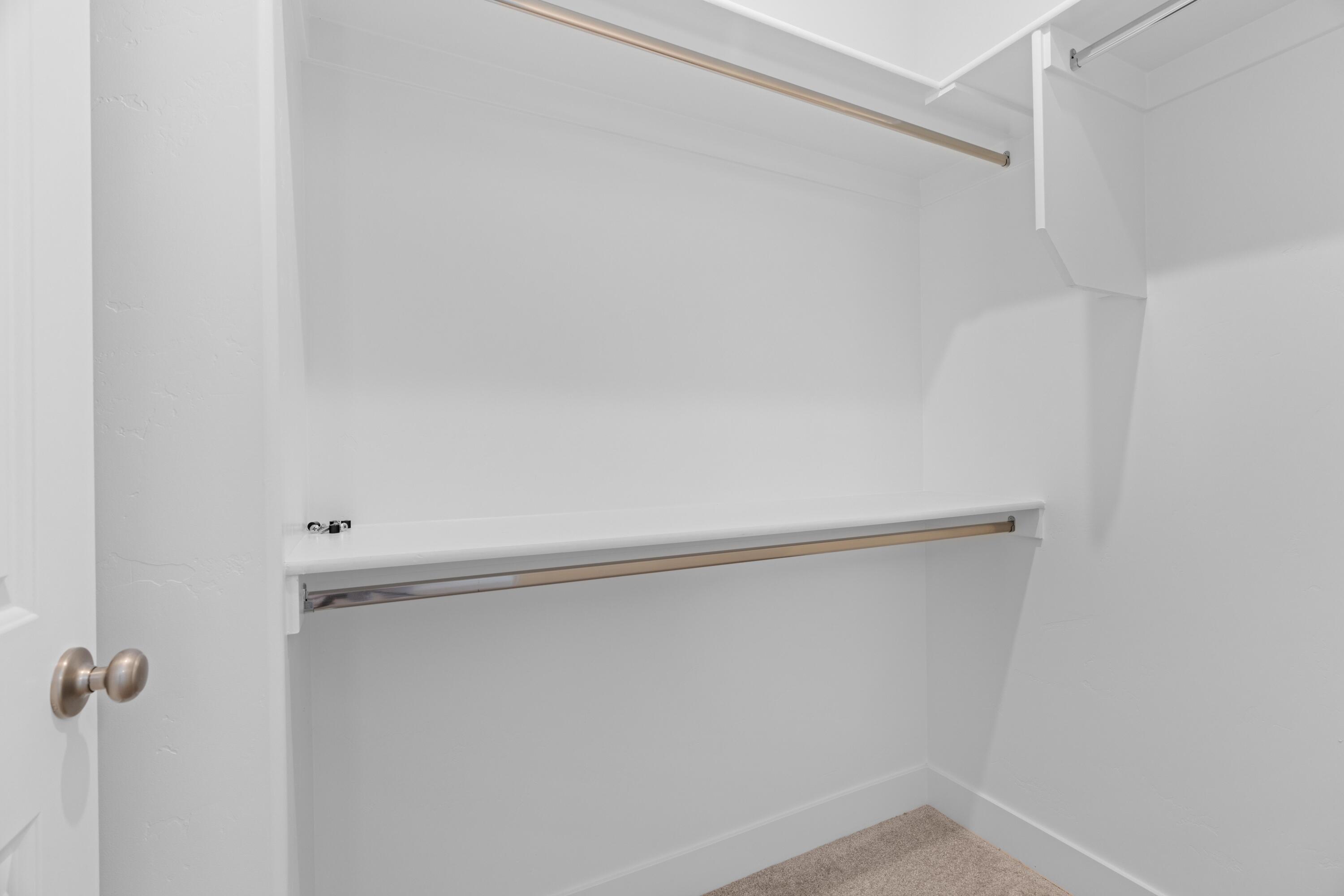 AUBURN HILLS - Residential