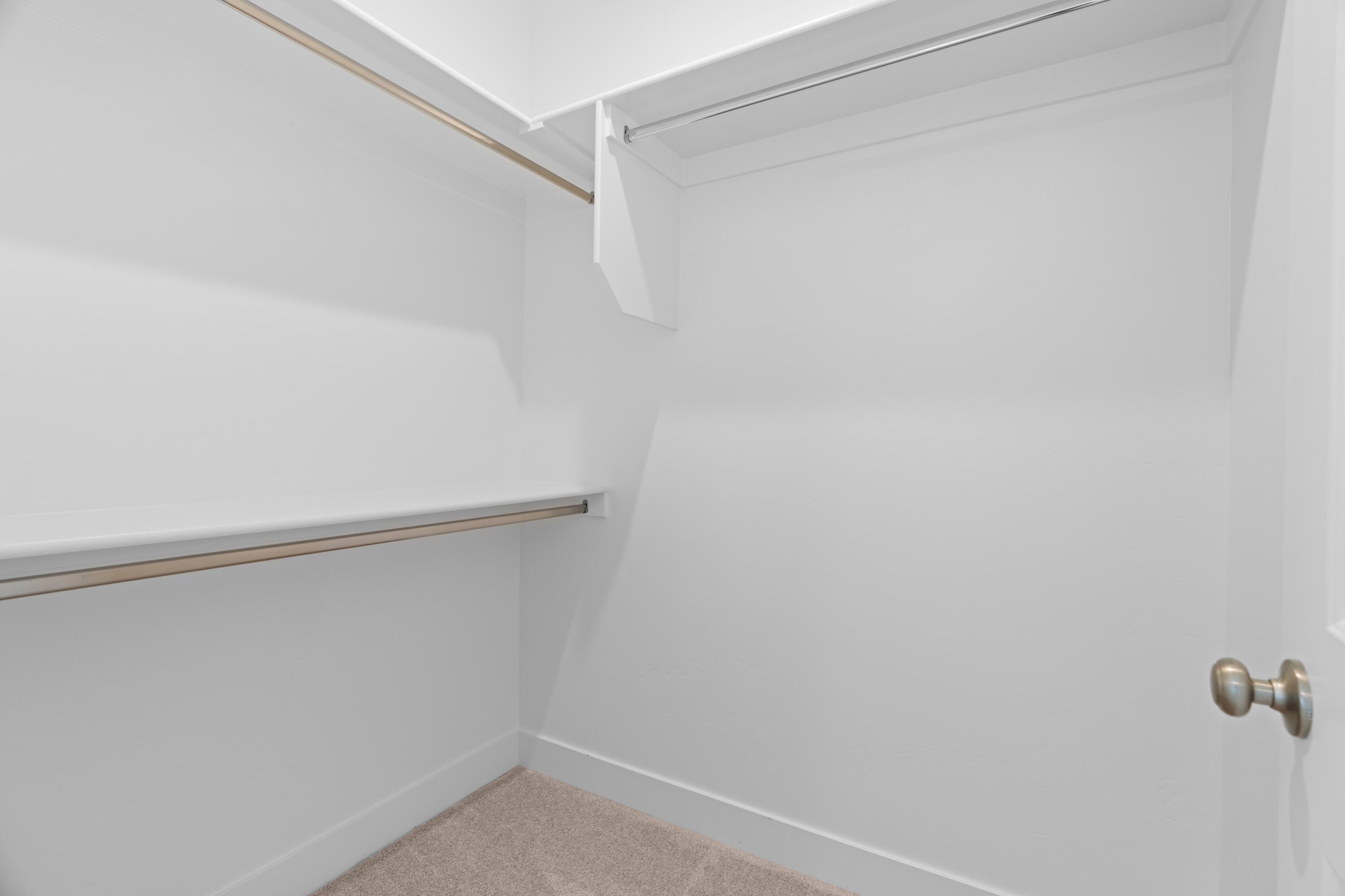 AUBURN HILLS - Residential