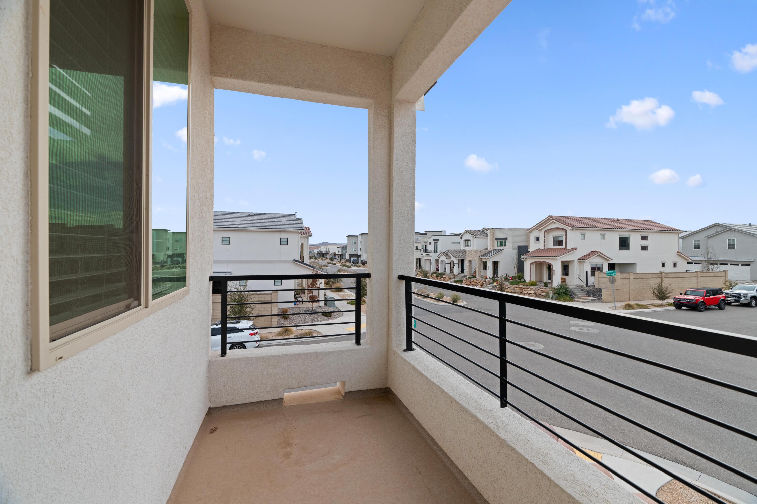 AUBURN HILLS - Residential