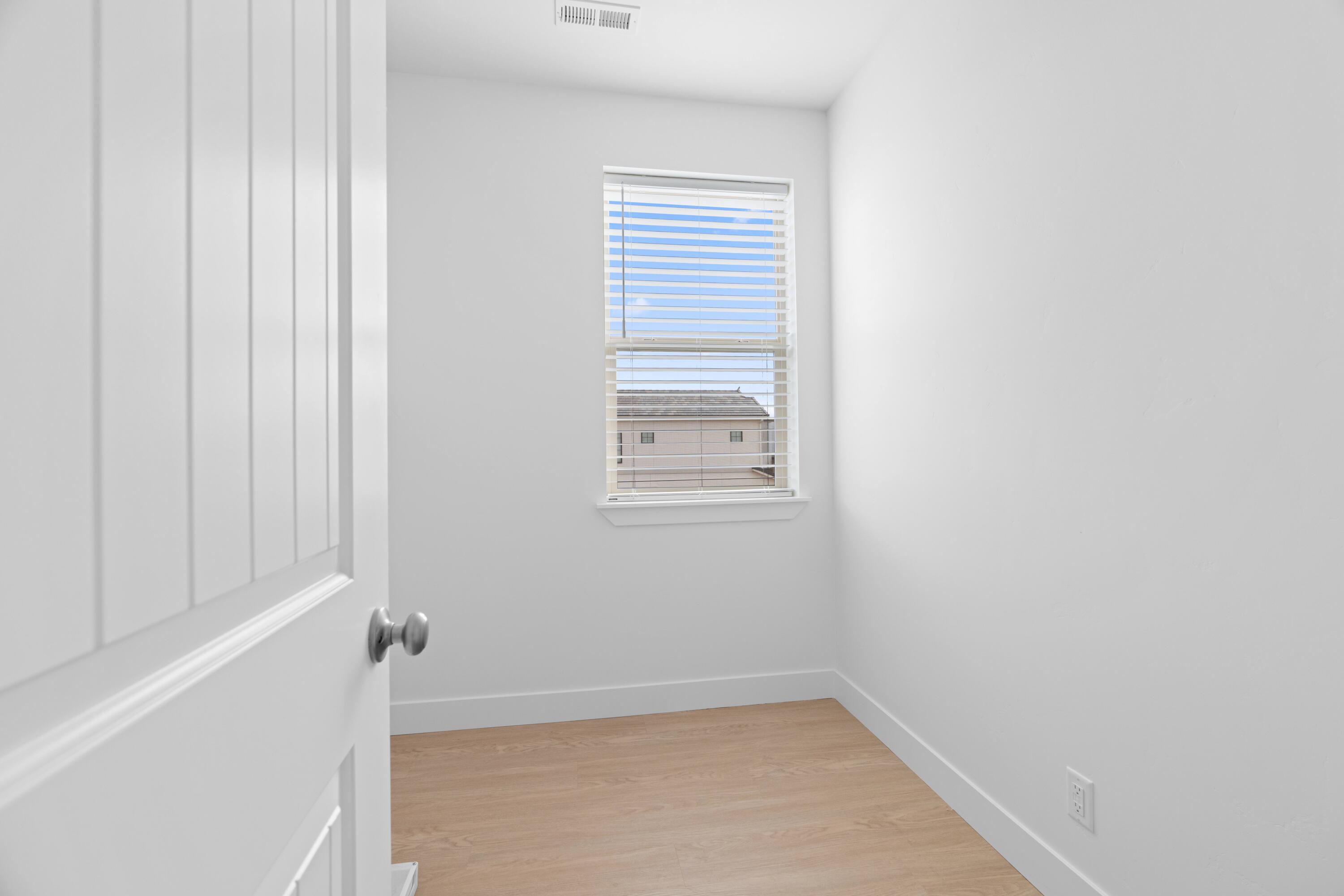 AUBURN HILLS - Residential