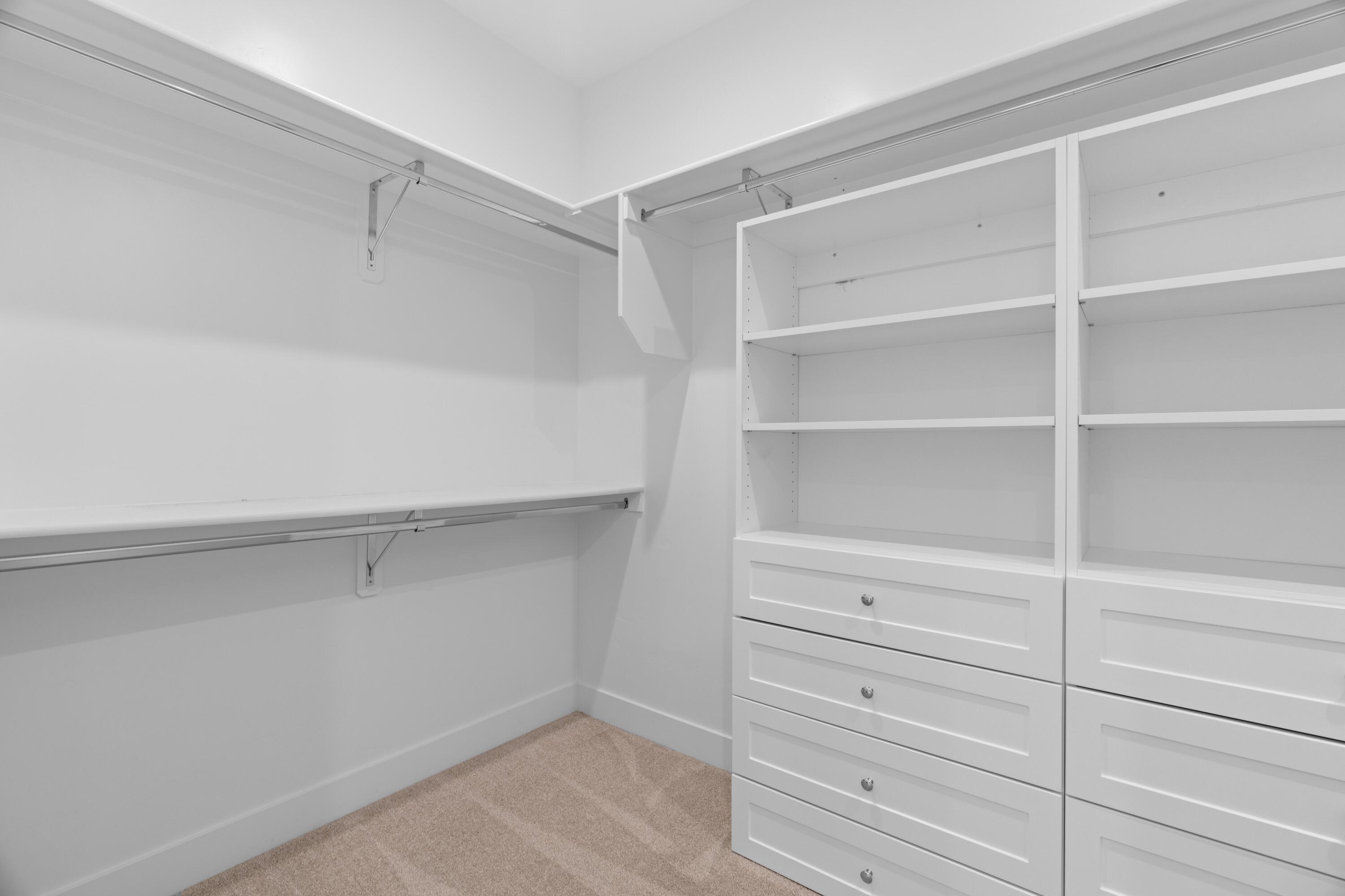 AUBURN HILLS - Residential