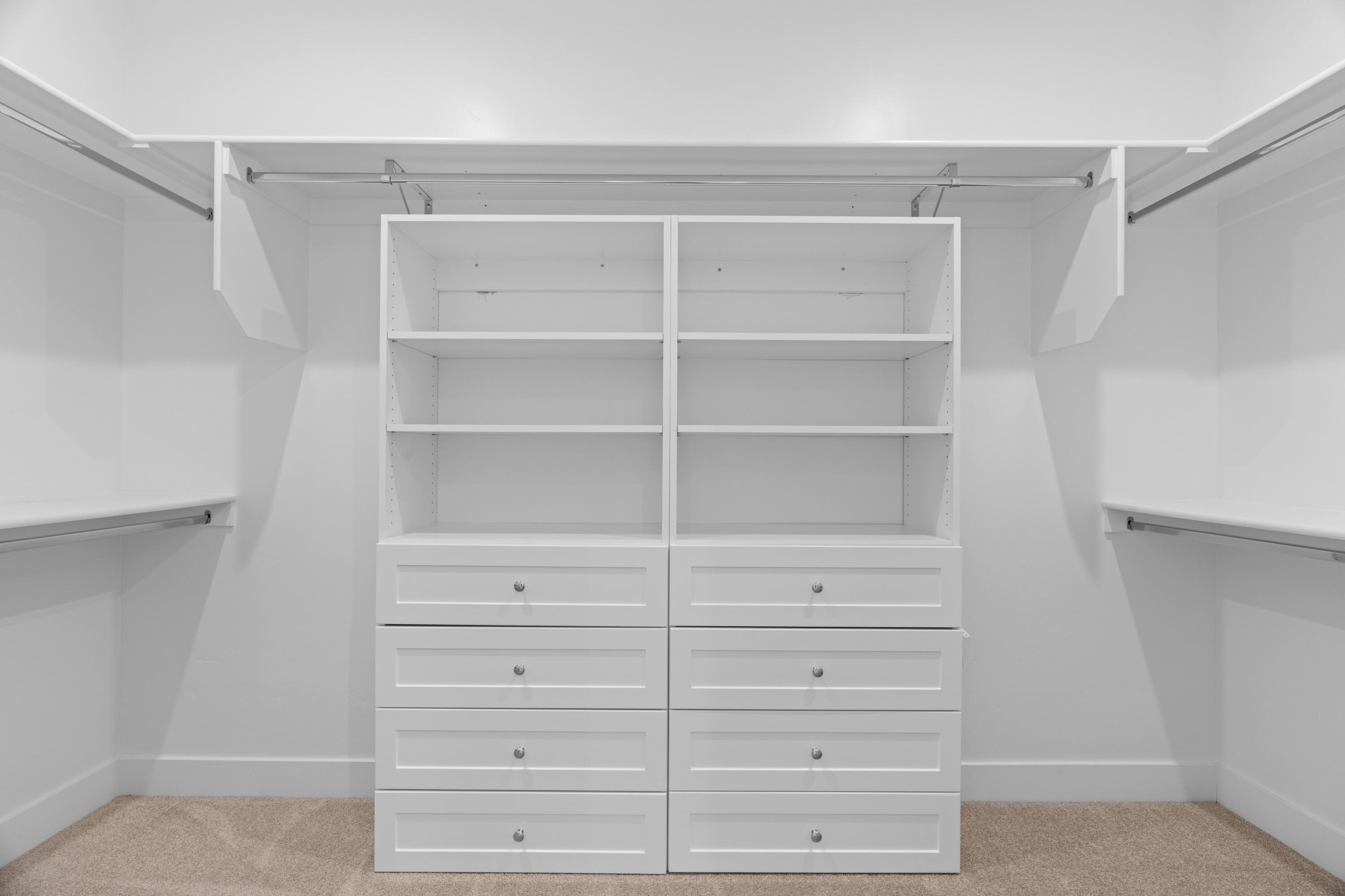 AUBURN HILLS - Residential