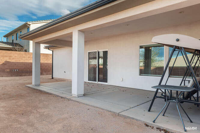 WARNER GATEWAY - Residential