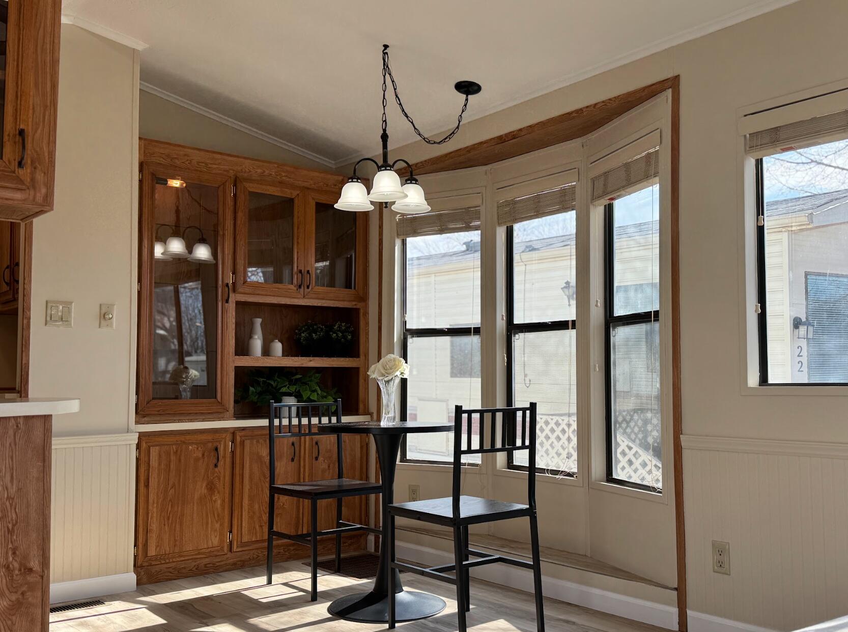 CANYON BREEZE RV RESORT - Residential