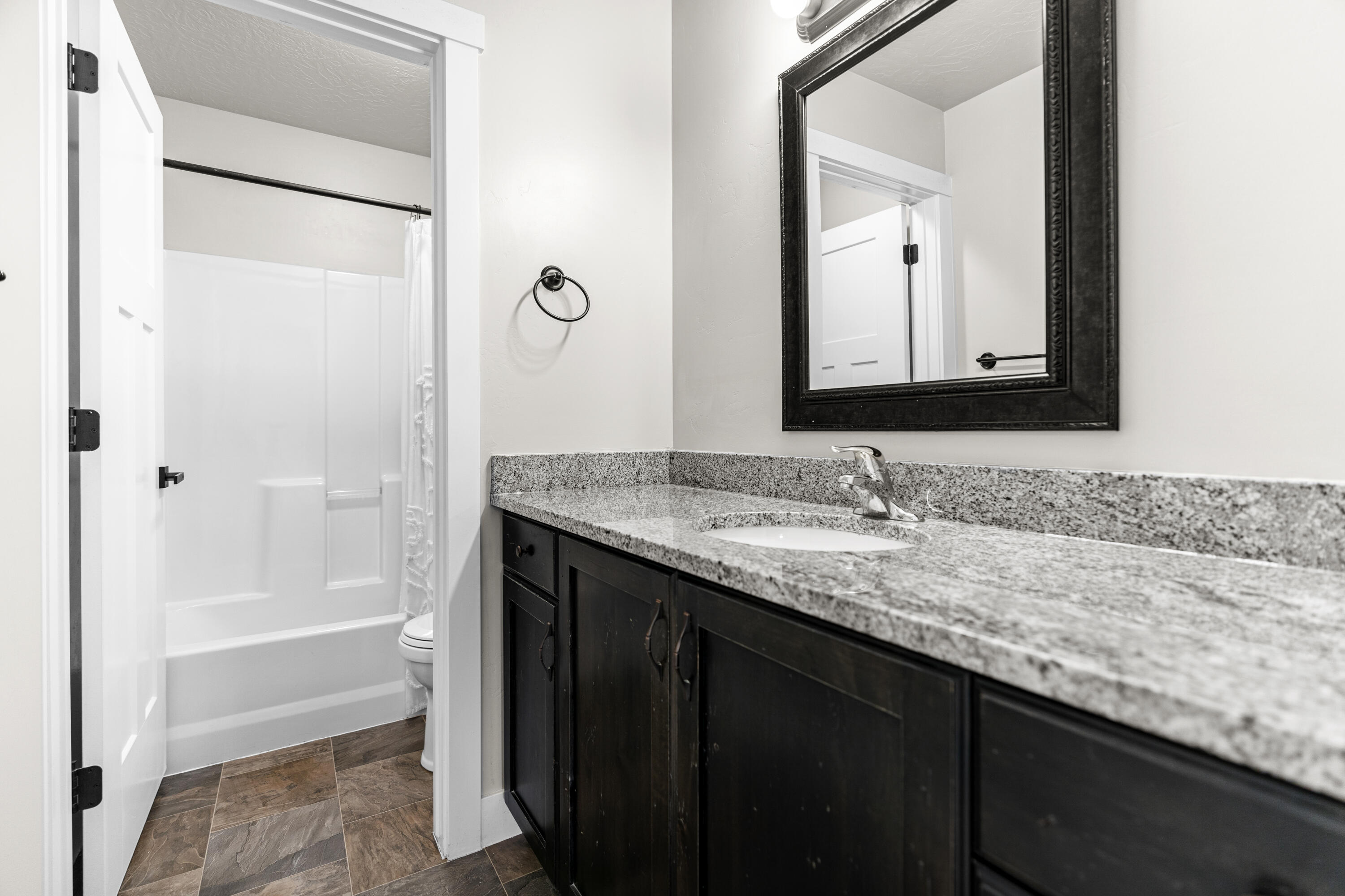 DESERT RIDGE - Residential