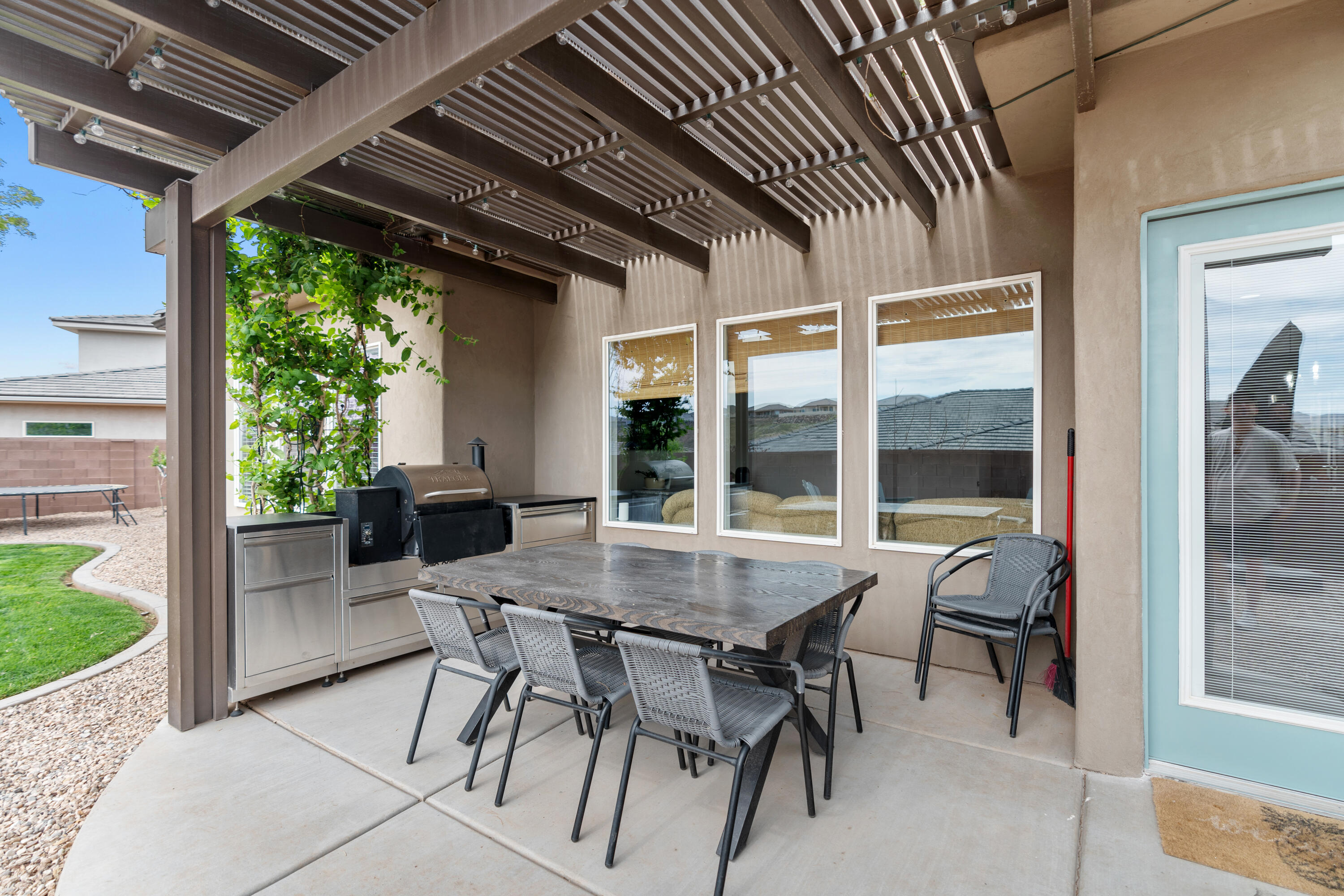 DESERT RIDGE - Residential