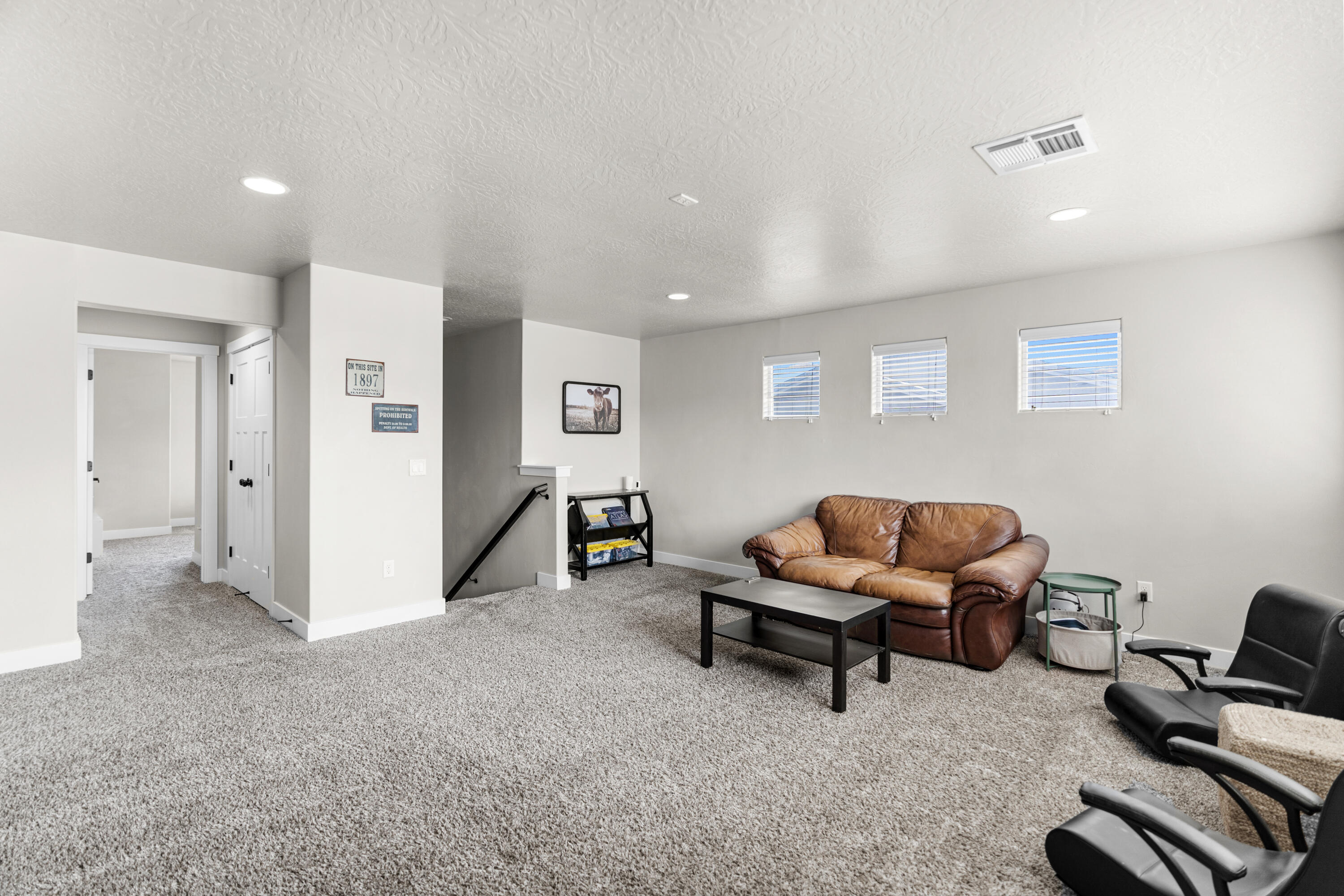 DESERT RIDGE - Residential