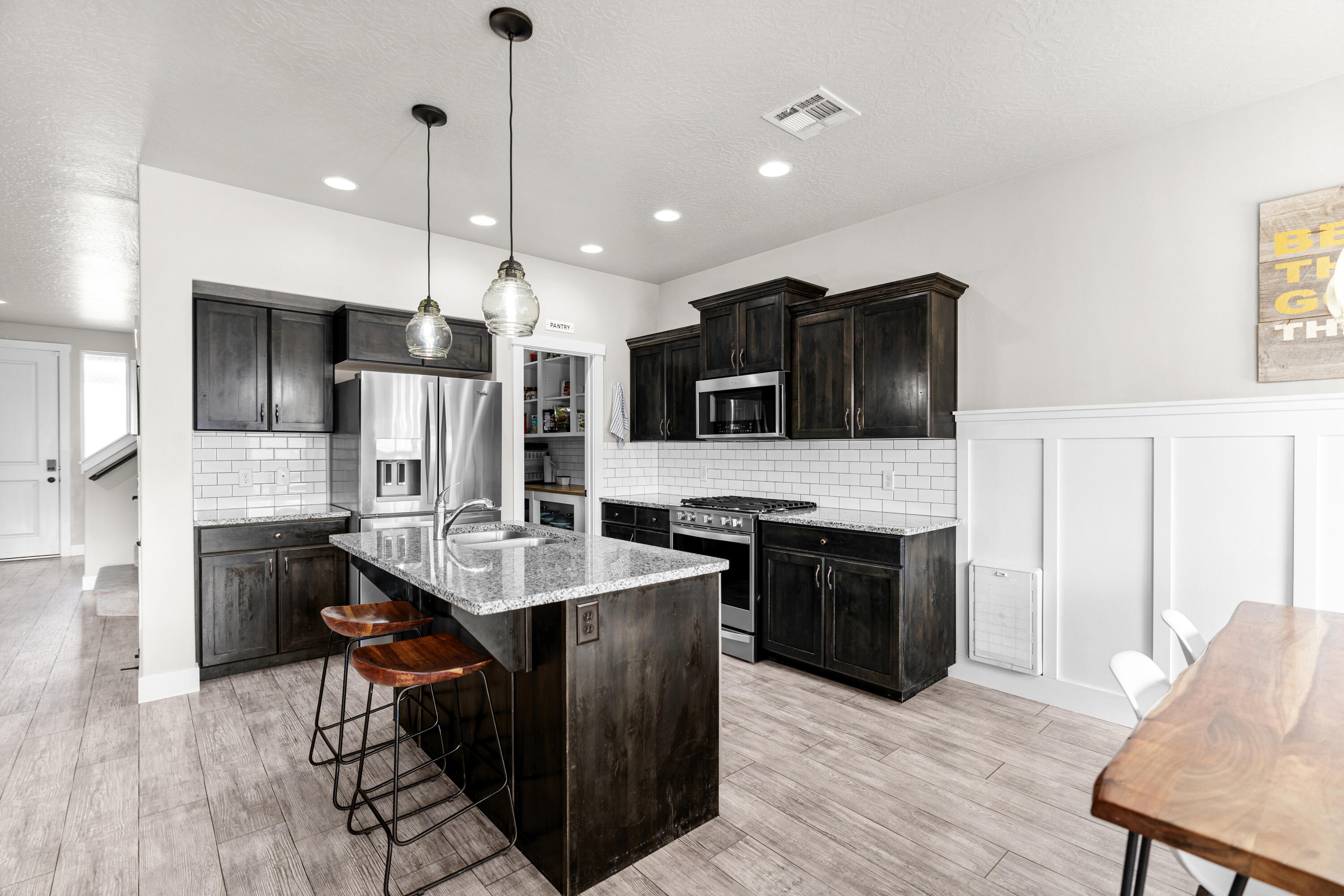 DESERT RIDGE - Residential