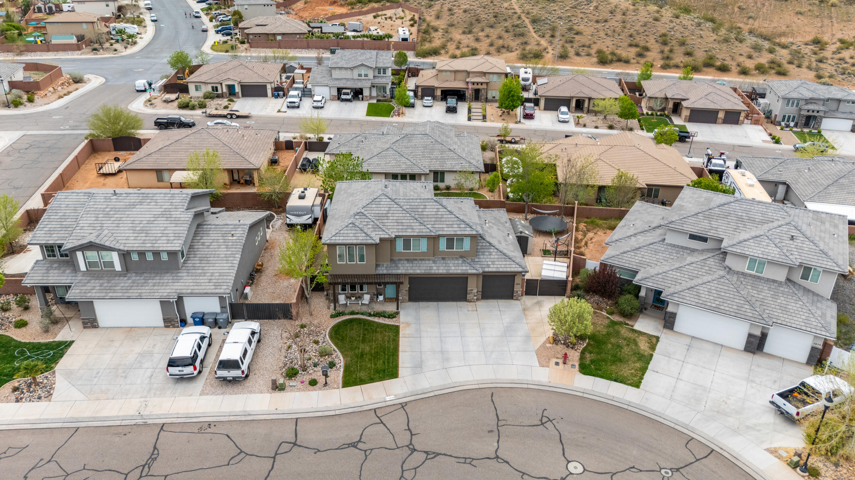 DESERT RIDGE - Residential