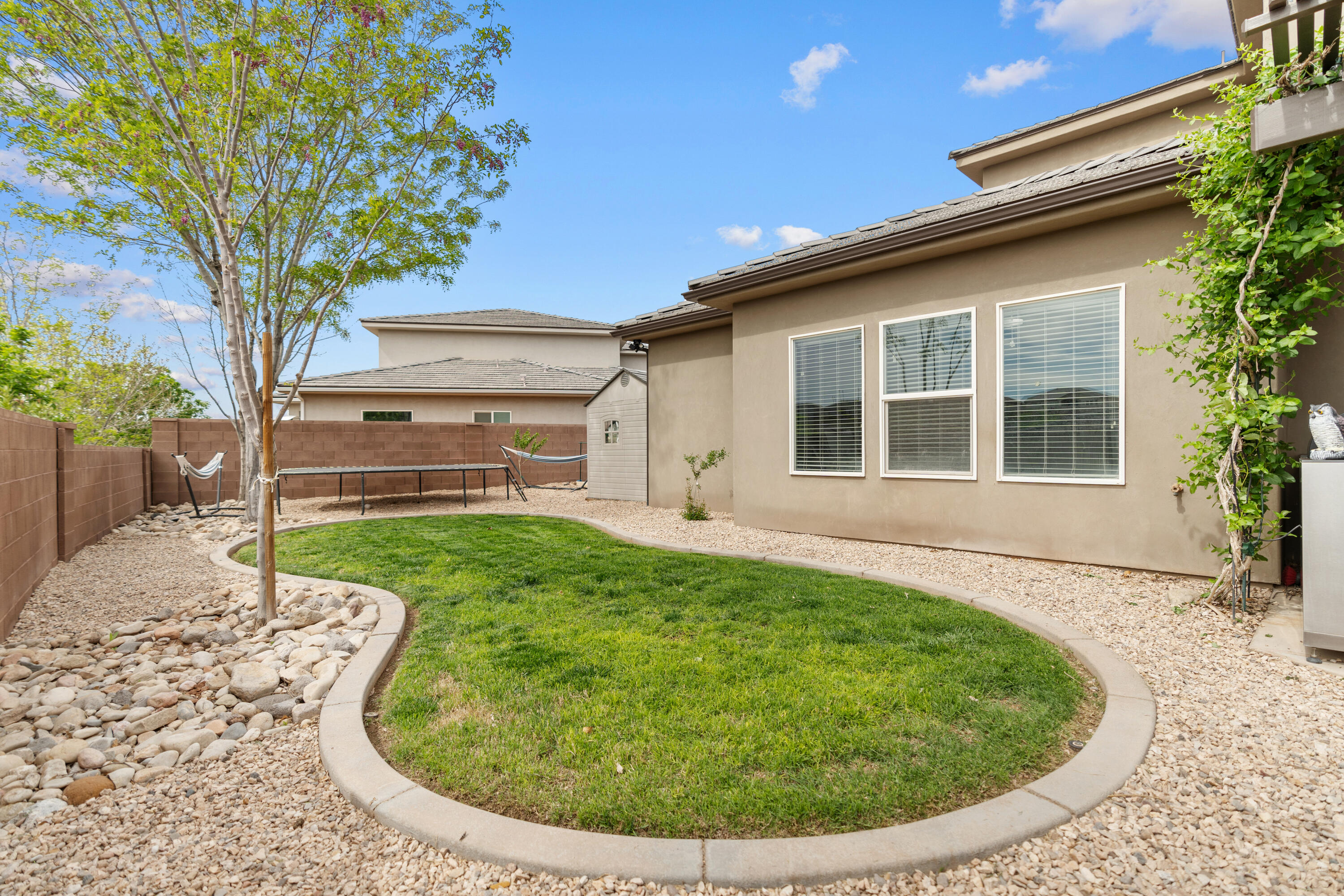 DESERT RIDGE - Residential