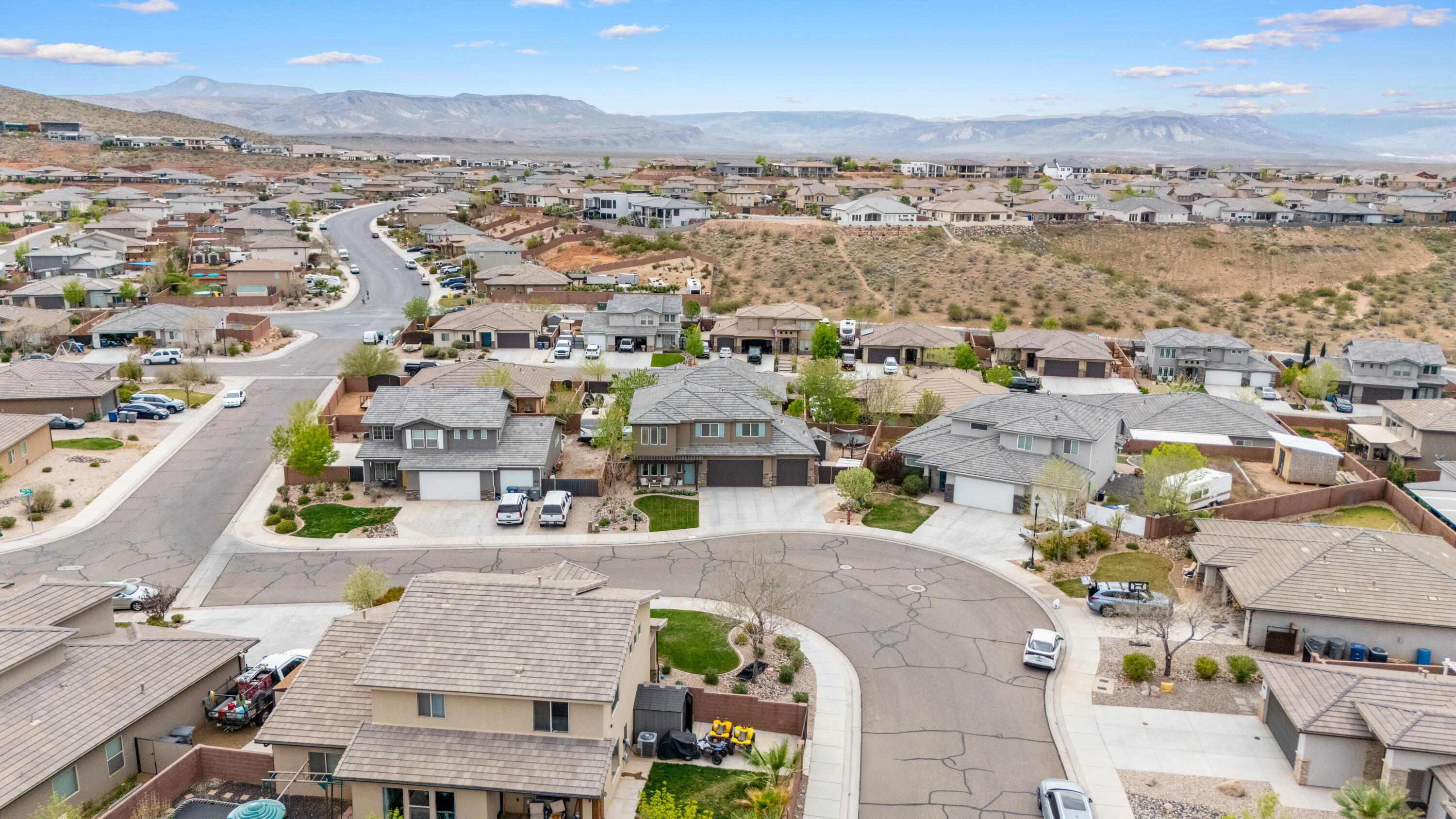 DESERT RIDGE - Residential
