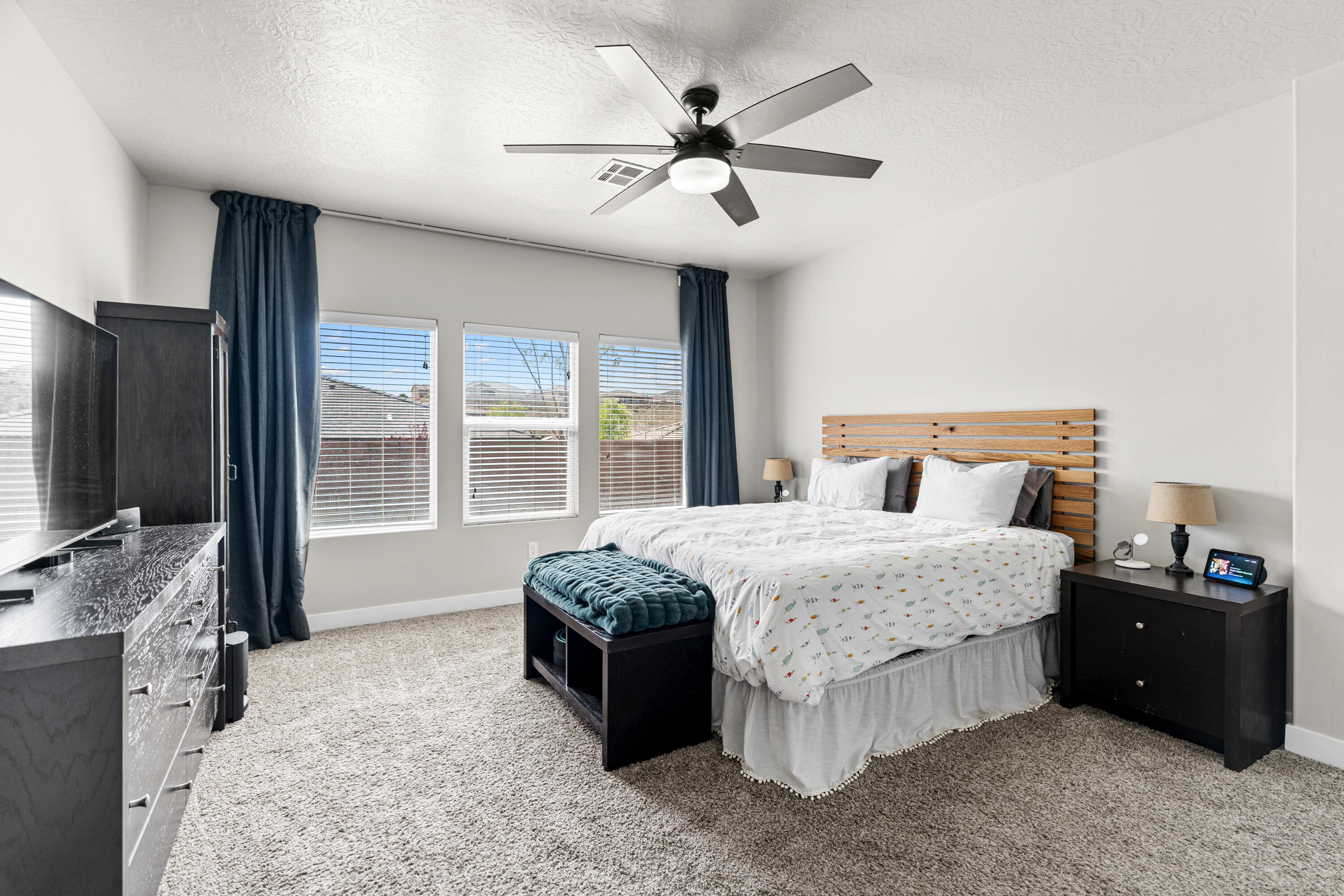 DESERT RIDGE - Residential