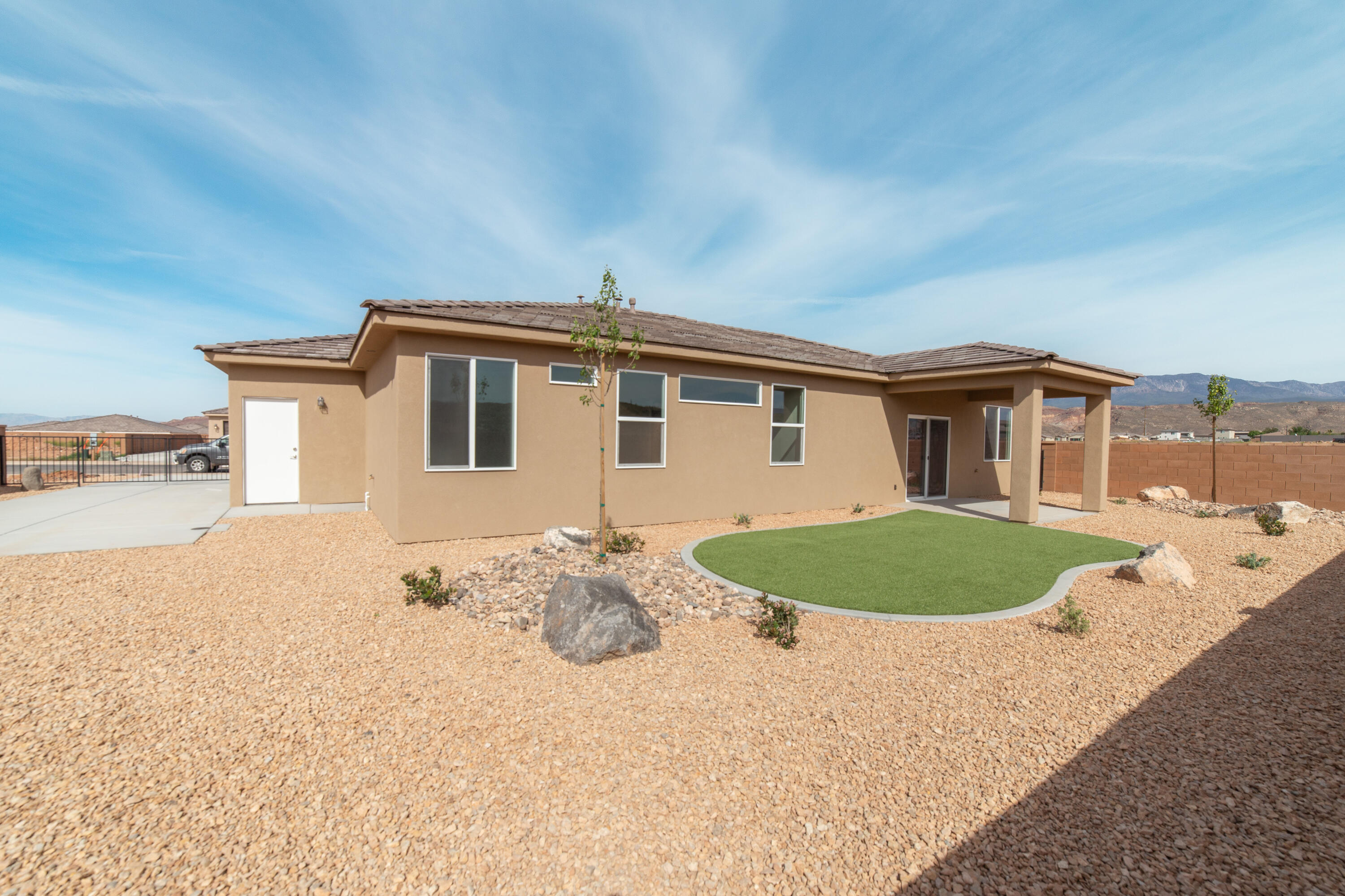 SKY VALLEY - Residential