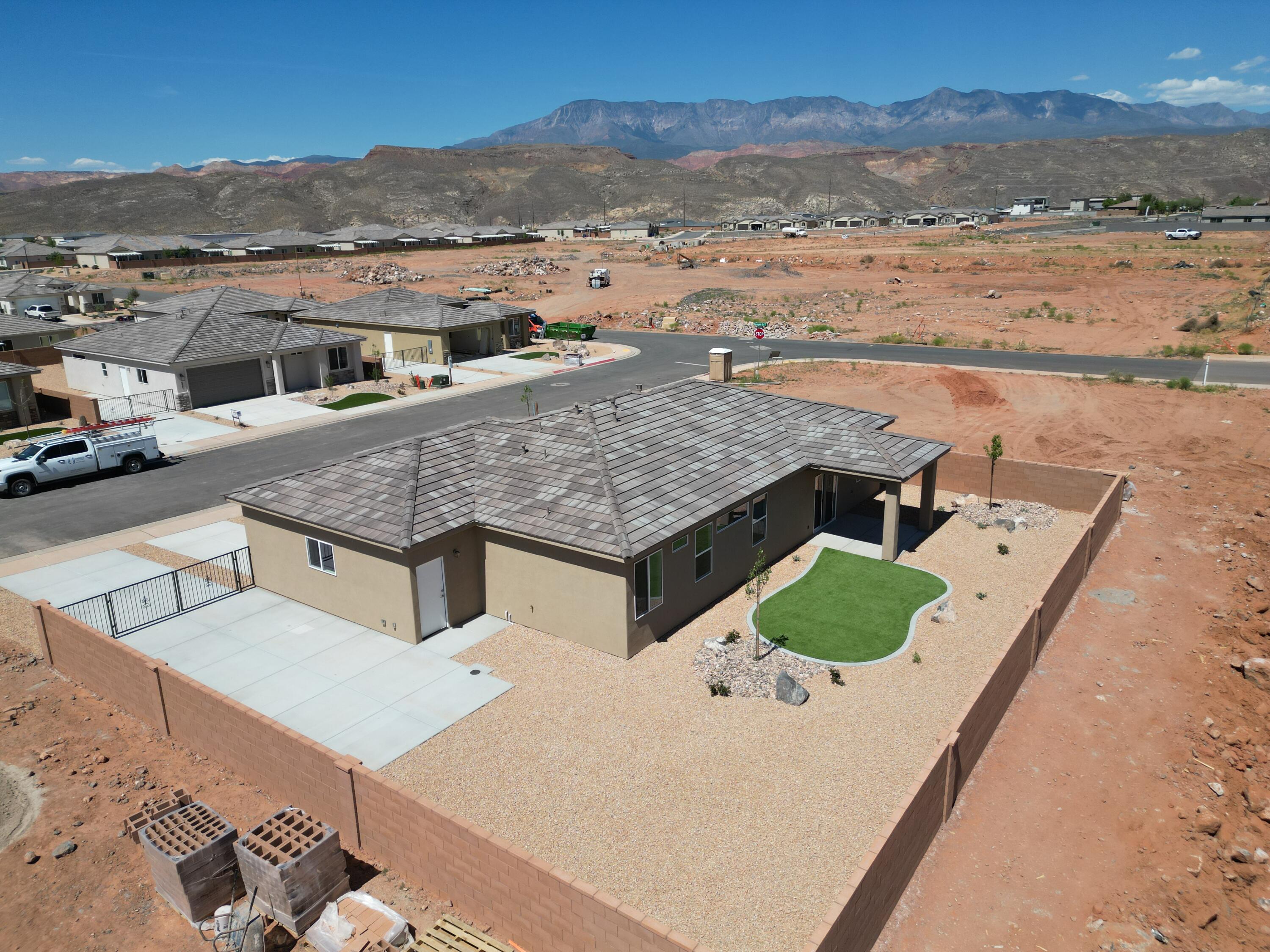 SKY VALLEY - Residential