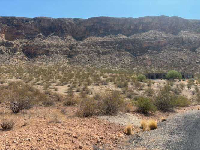 CLIFFDWELLER RANCH - Land