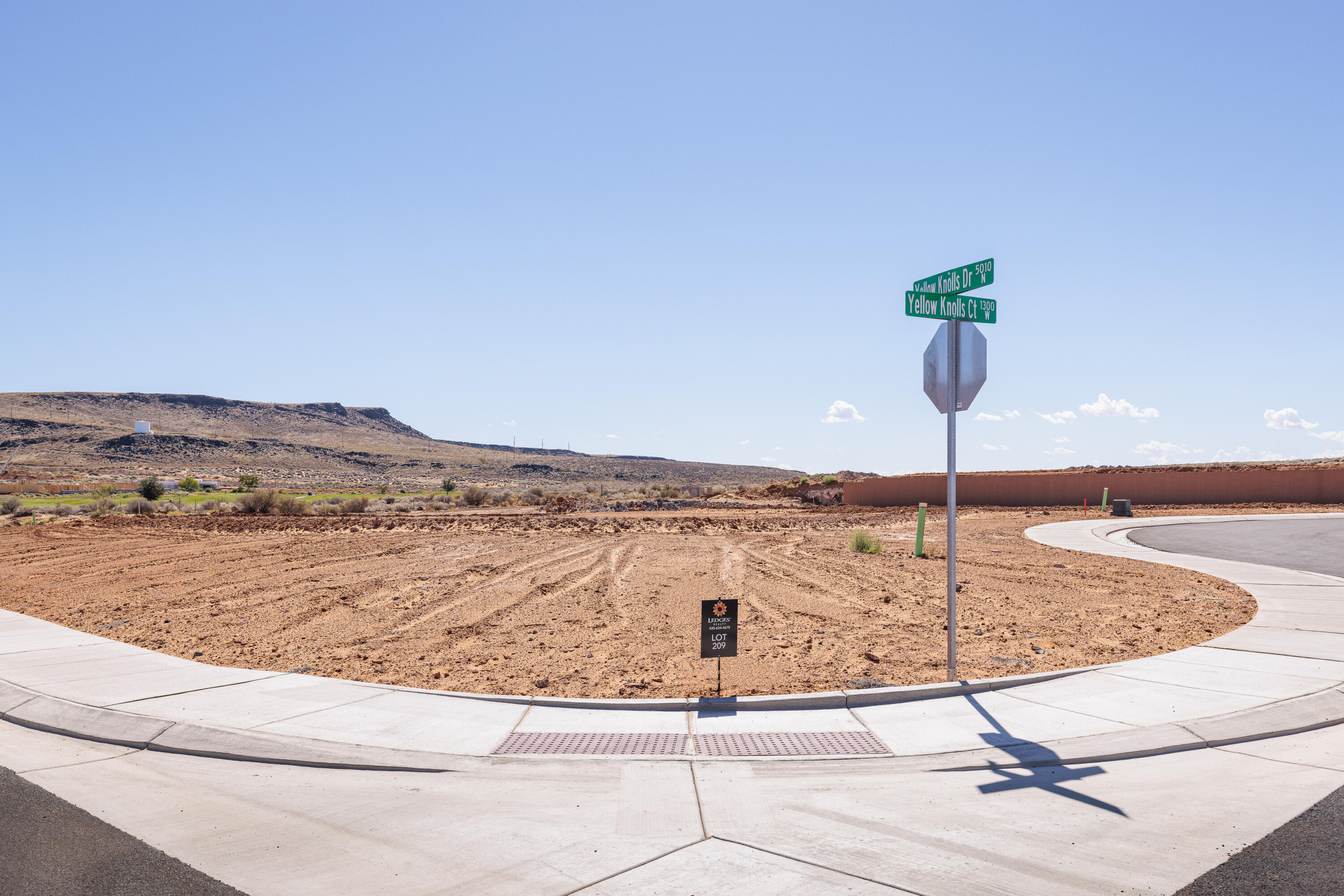 LEDGES OF ST GEORGE - Land