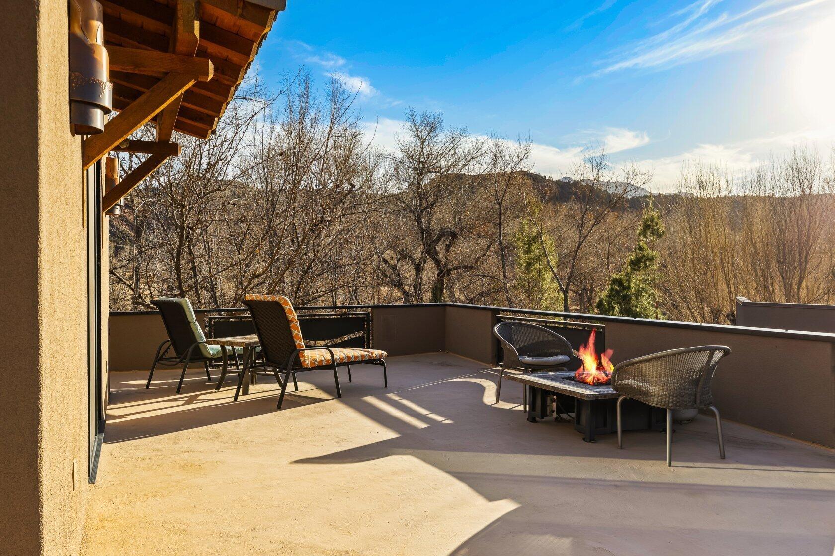 ROCKVILLE TOWNSITE - Residential