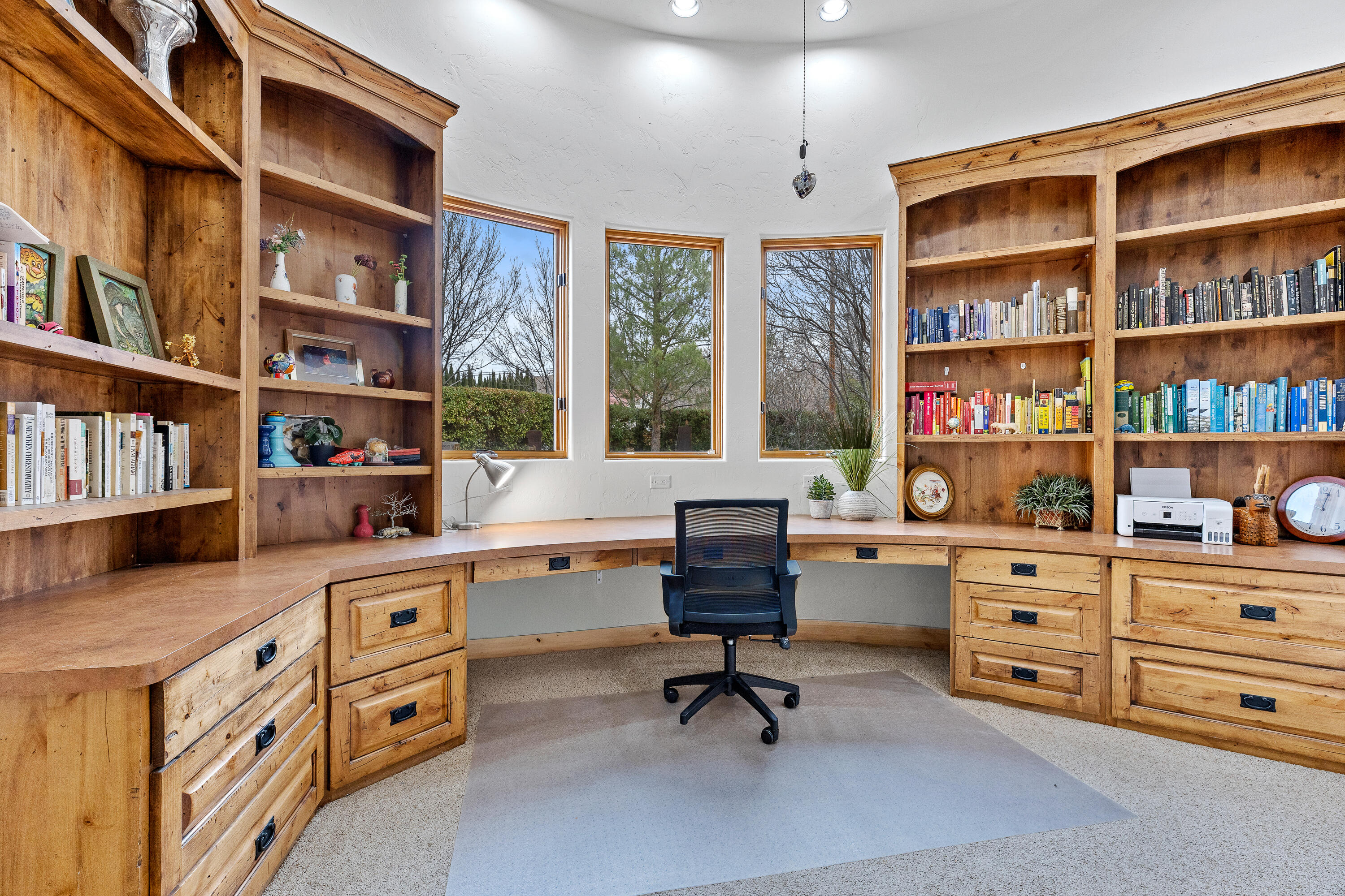 ROCKVILLE TOWNSITE - Residential