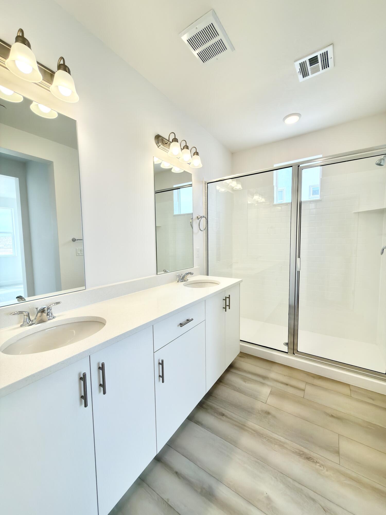 AUBURN HILLS - Residential