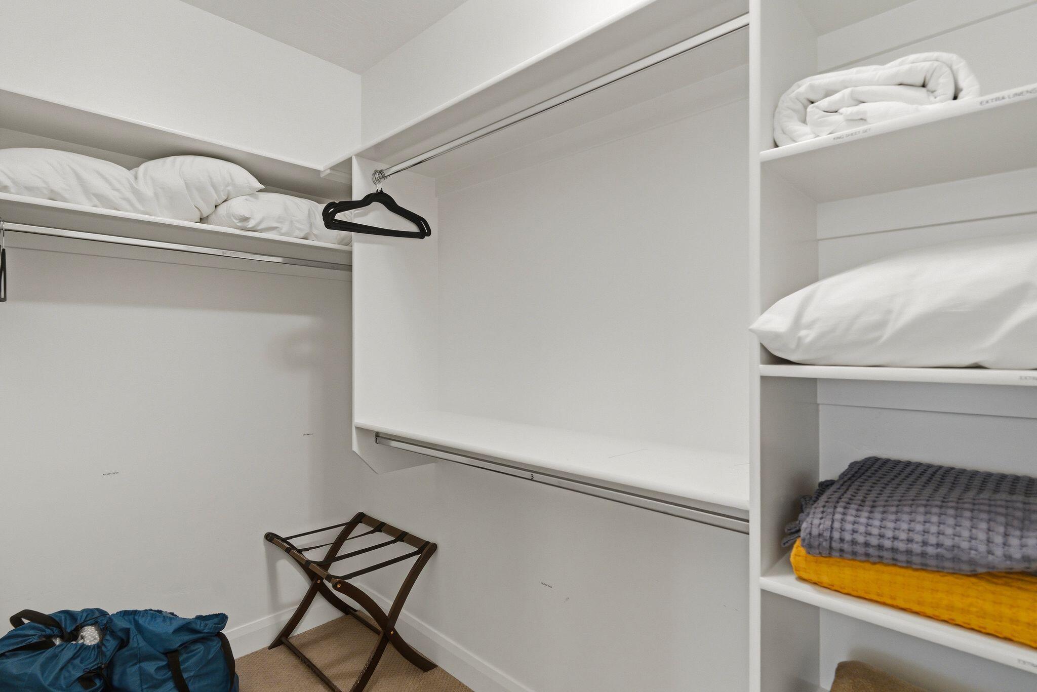 ESCONDIDO AT SIENNA HILLS - Residential