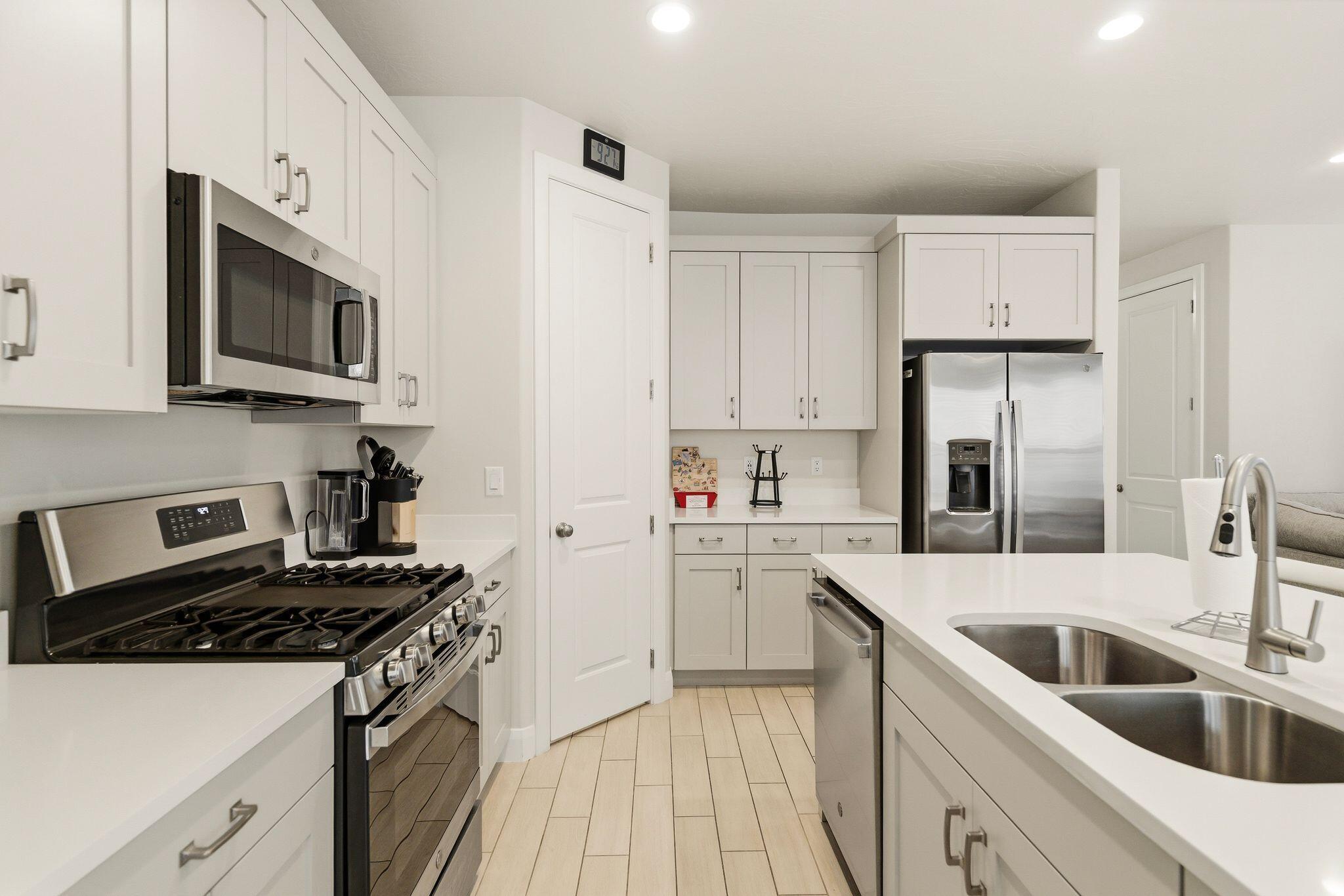 ESCONDIDO AT SIENNA HILLS - Residential