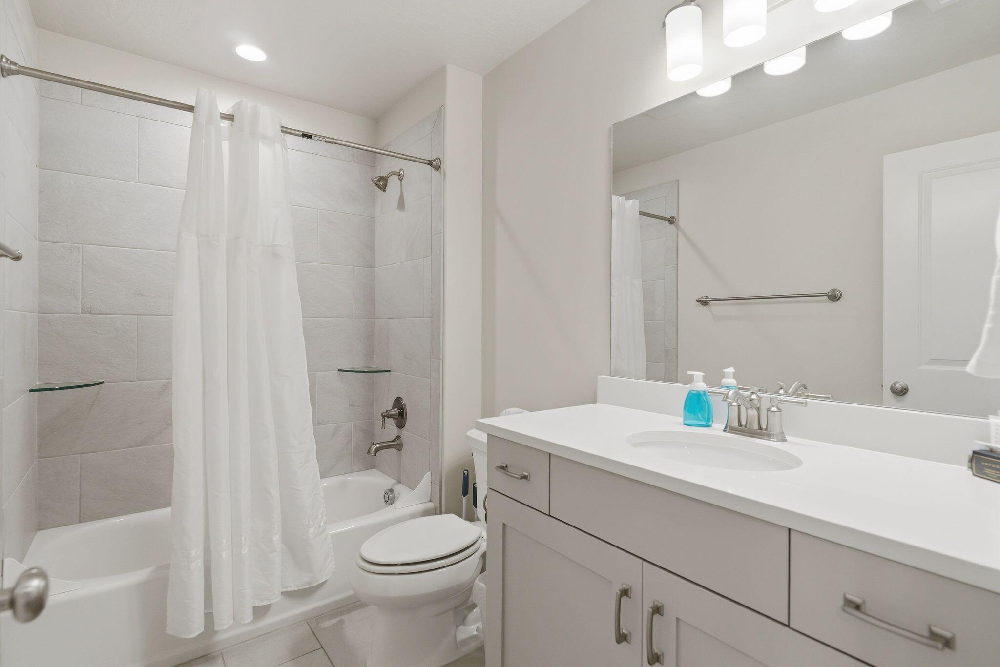 ESCONDIDO AT SIENNA HILLS - Residential