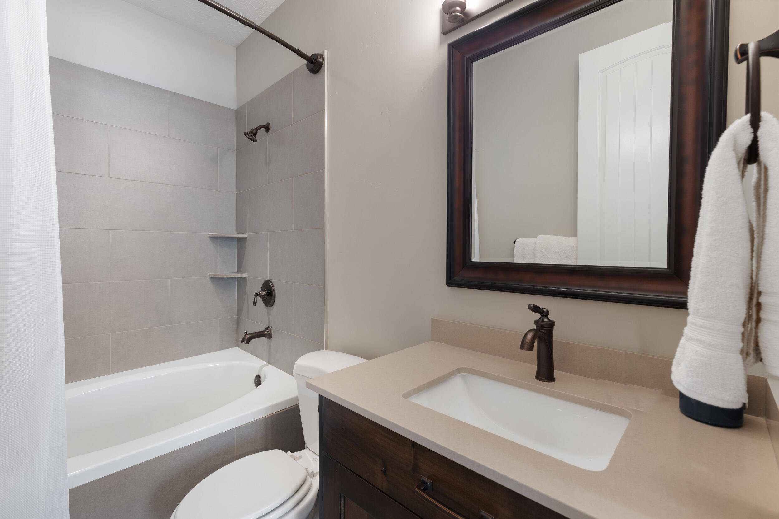 DIXIE SPRINGS - Residential