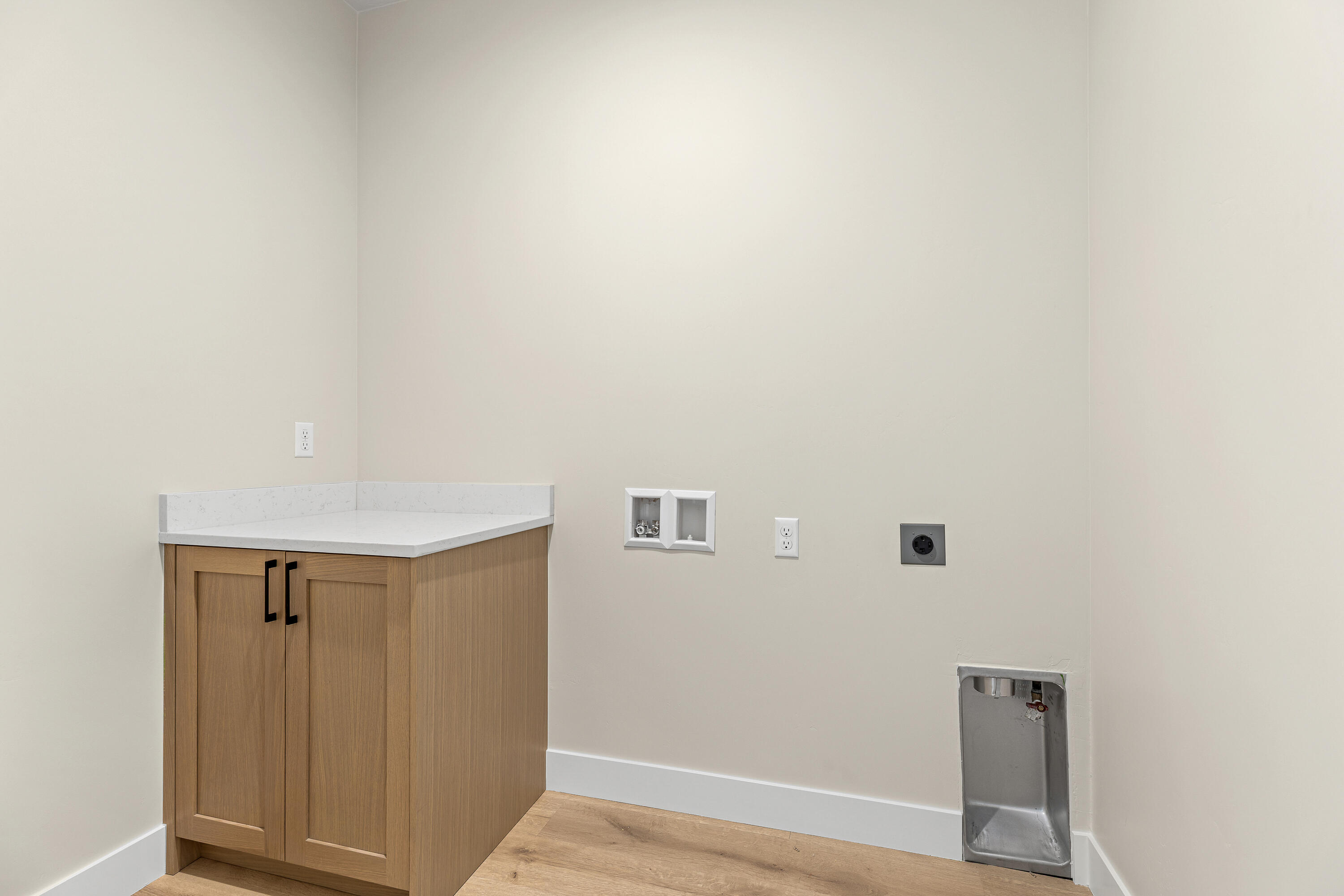 ESTATES AT BURKE SPRINGS - Residential