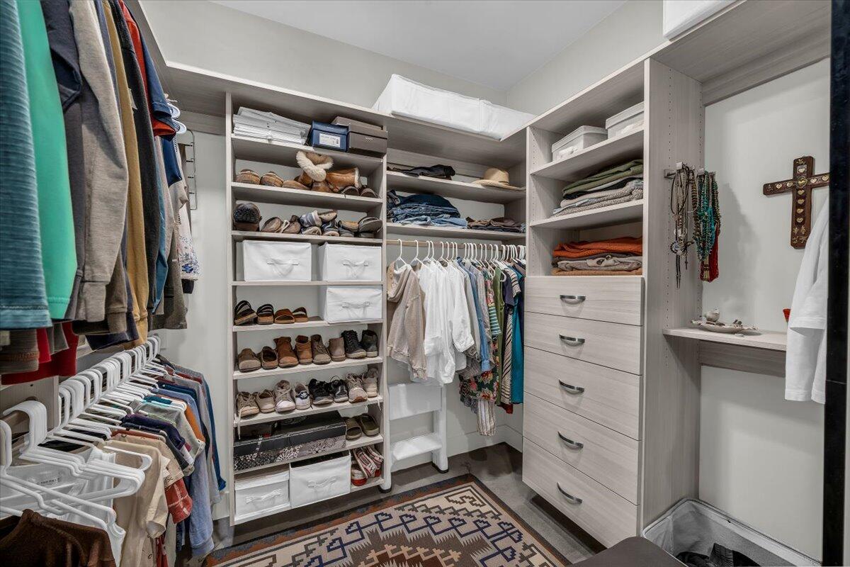 ALTURA - Residential