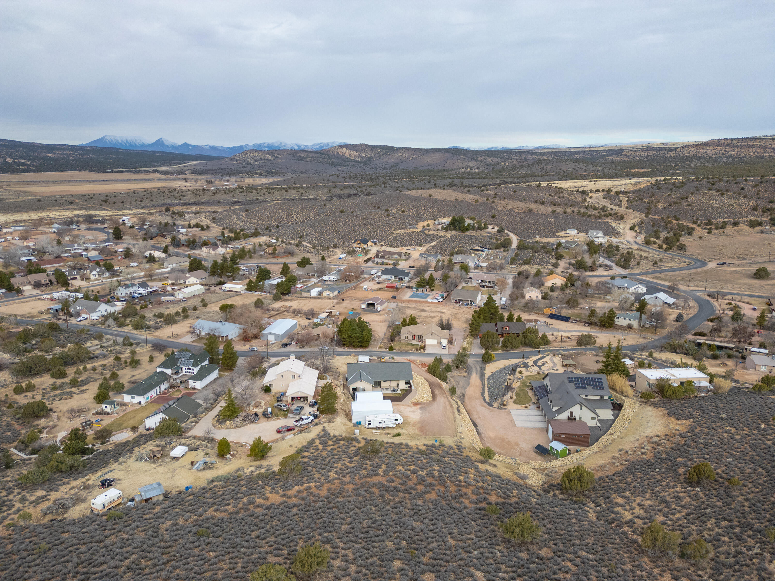 DIAMOND VALLEY ACRES - Residential