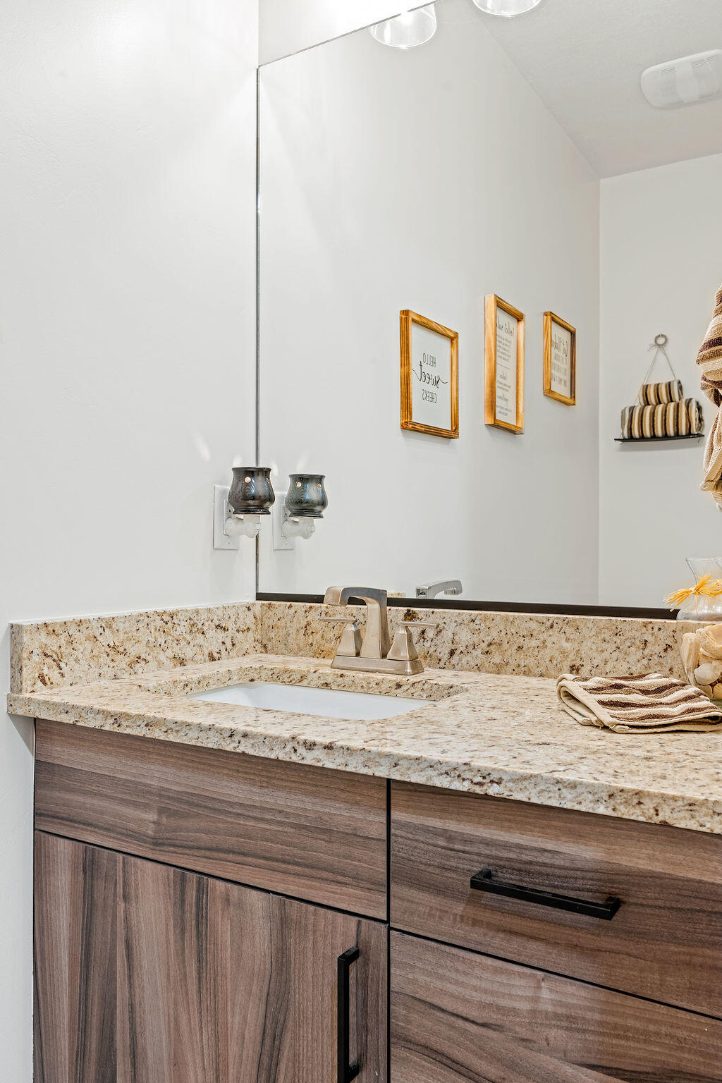 SAGE VILLAS - Residential