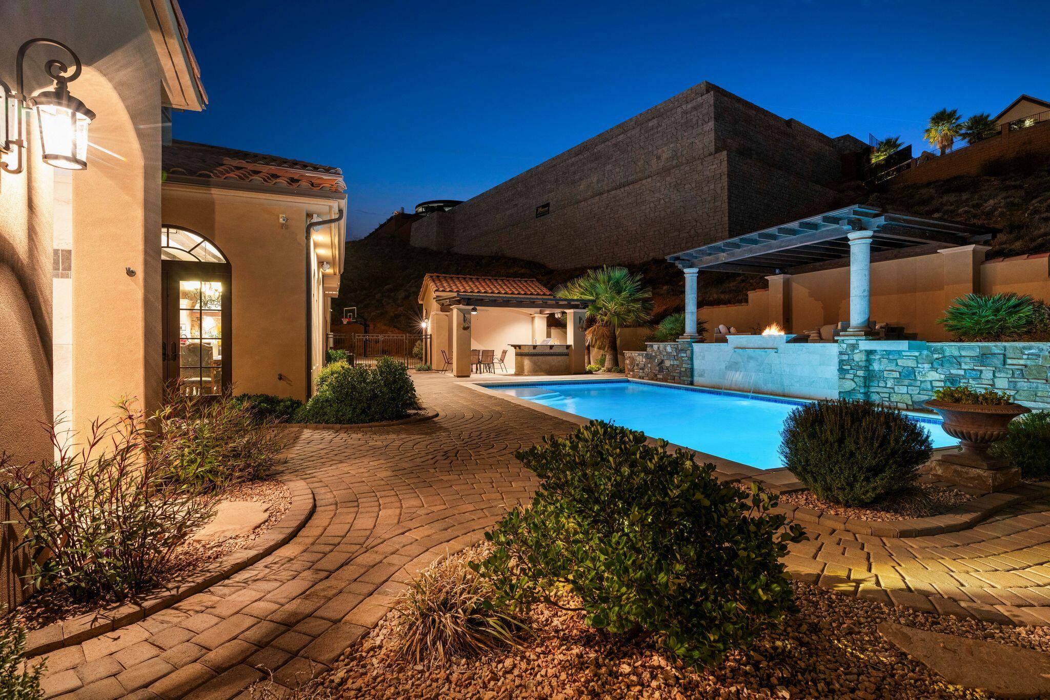 WESTGATE HILLS - Residential