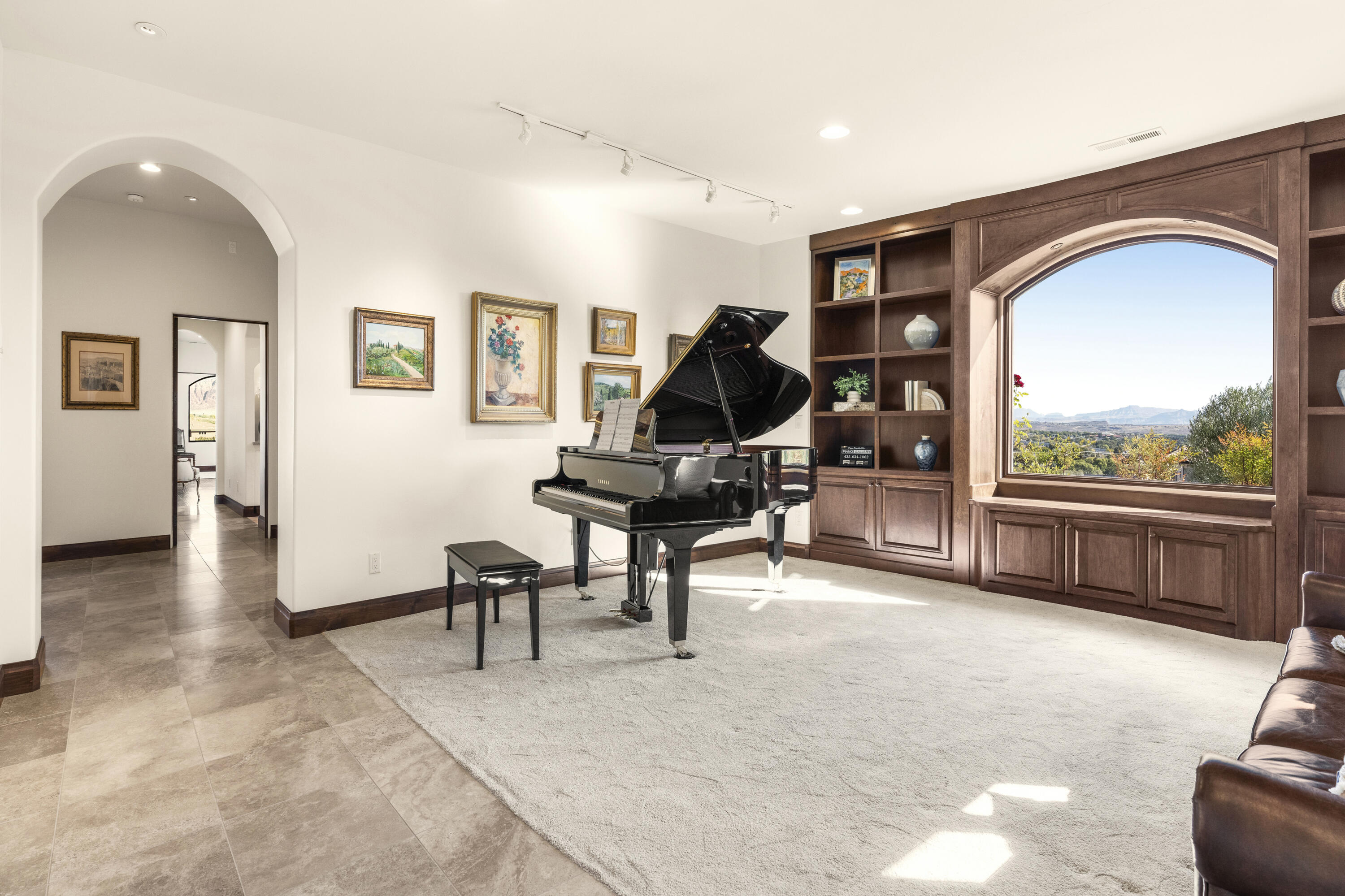 WESTGATE HILLS - Residential