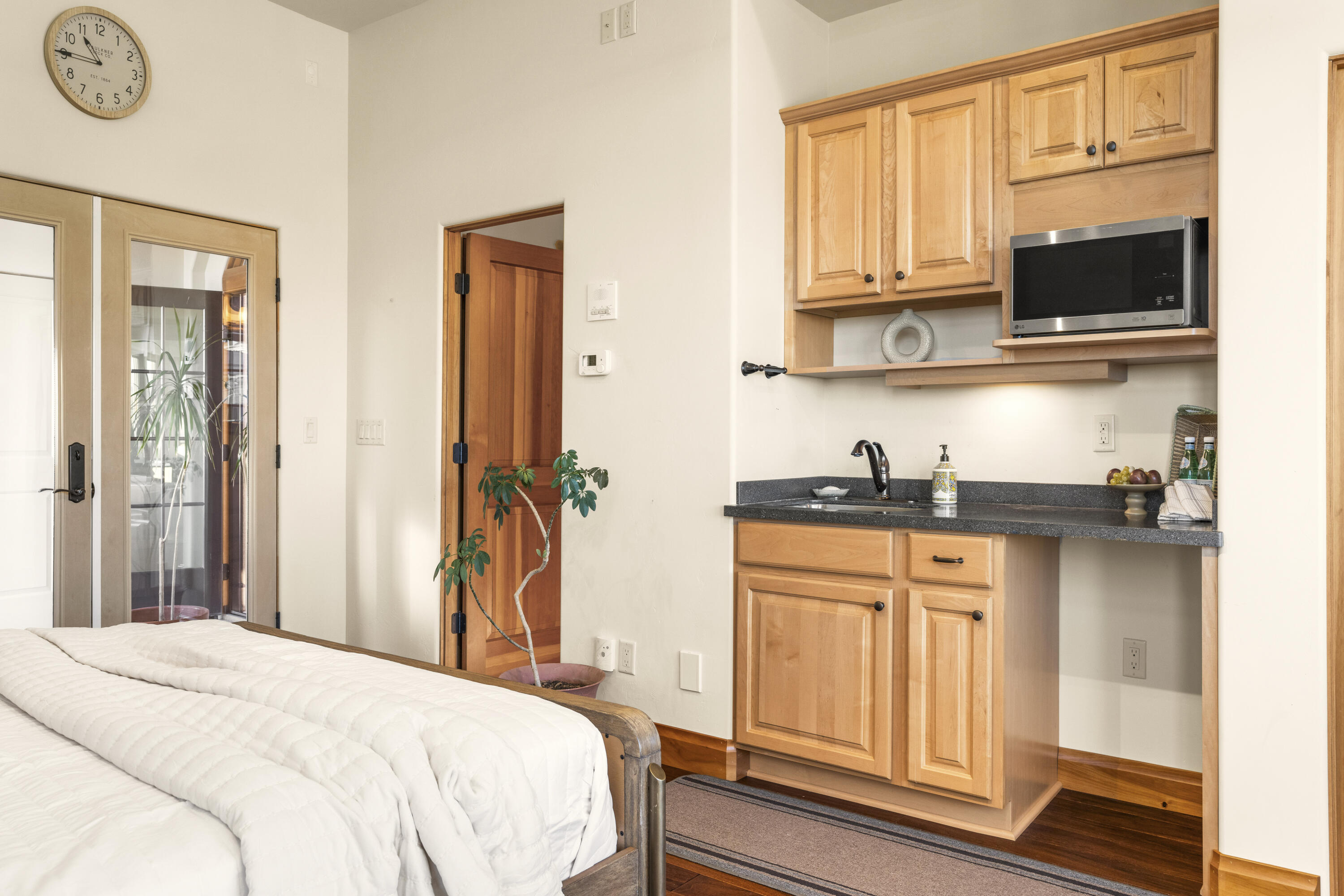 WESTGATE HILLS - Residential