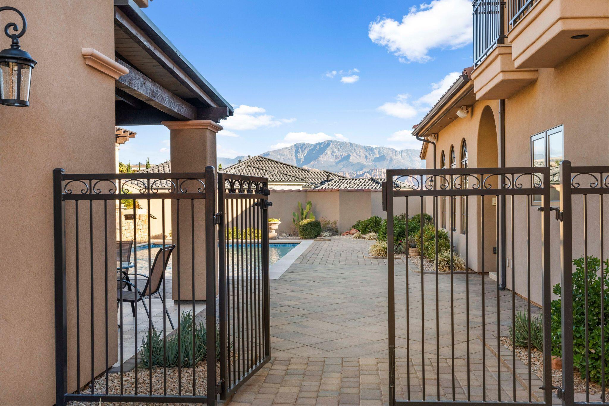 WESTGATE HILLS - Residential